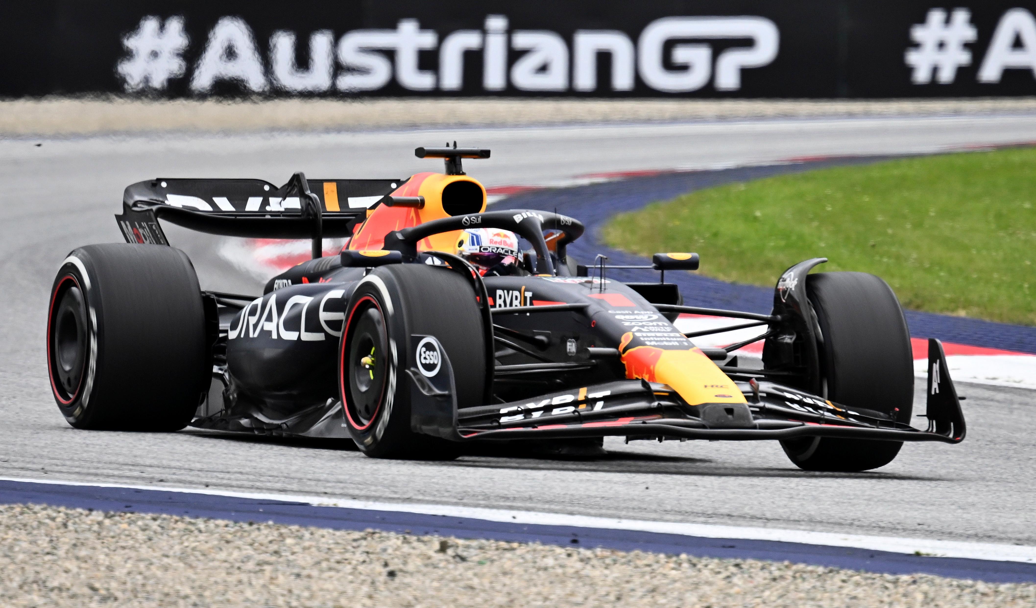 F1: Verstappen confirma que continuará usando número 1 em 2023