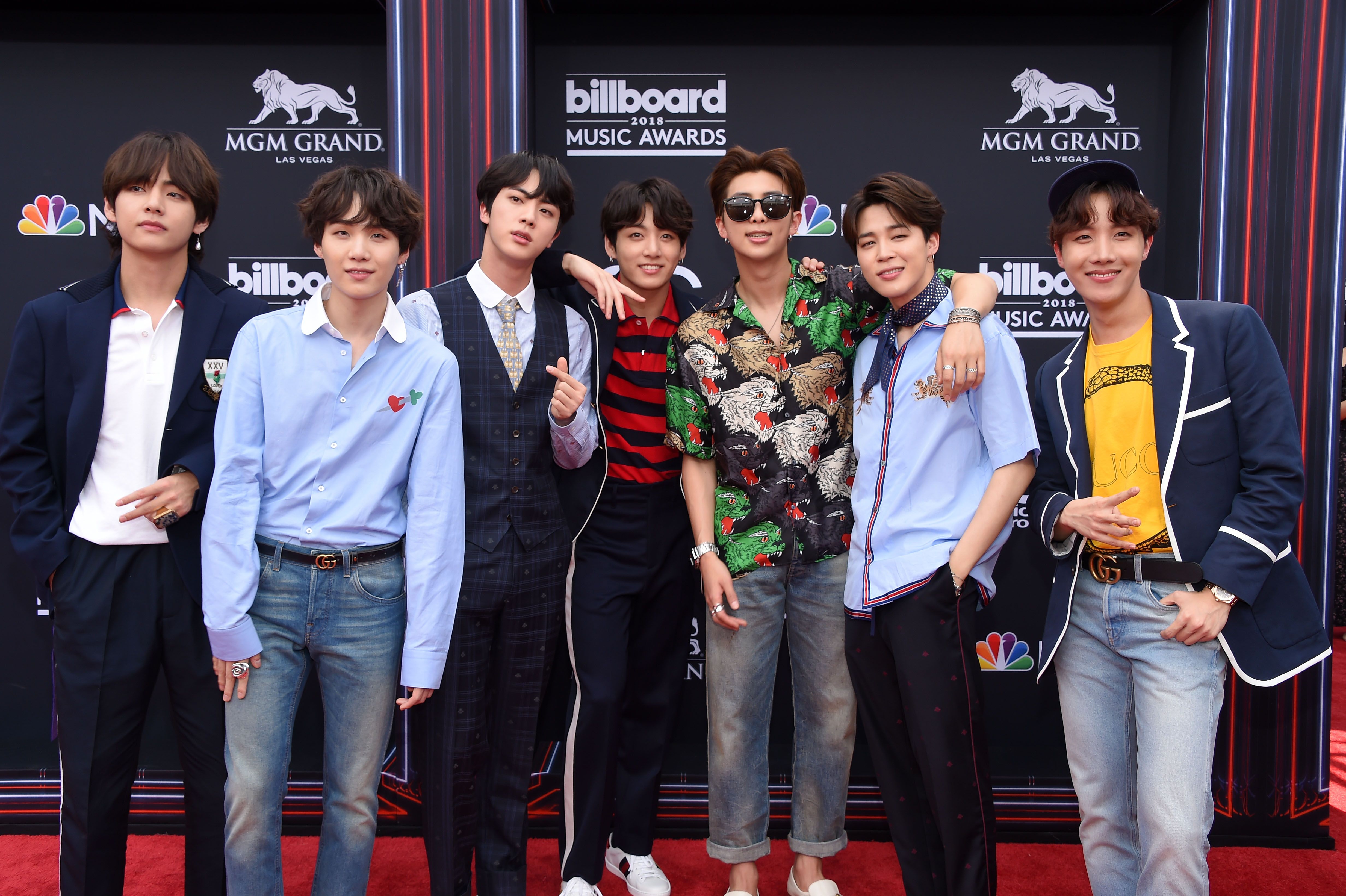 O BTS vai lançar três músicas novas junto com seu novo jogo de celular -  Purebreak