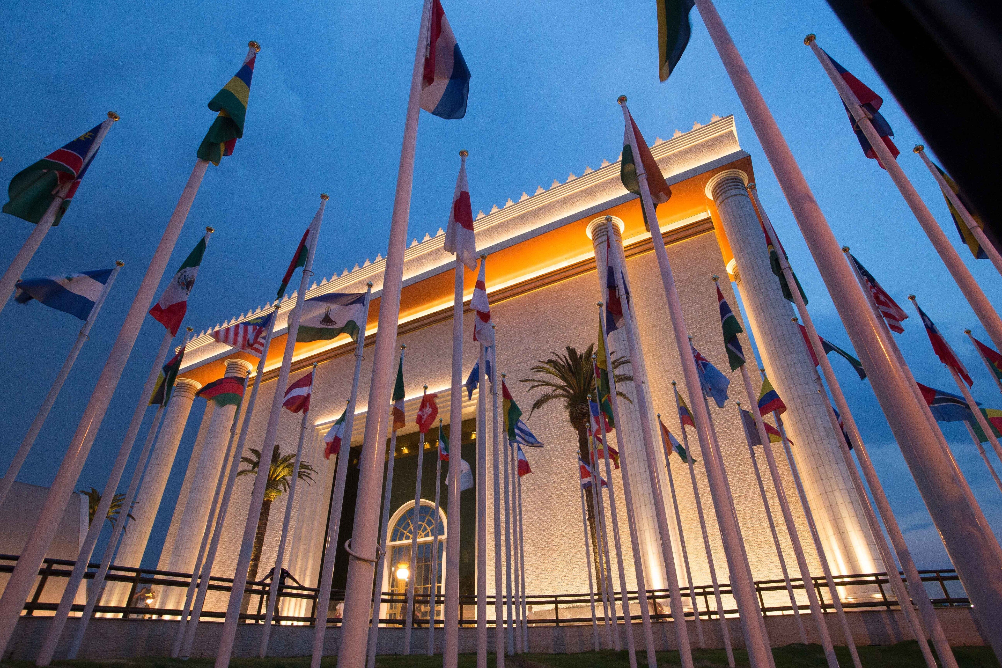 TJDFT ordena que Igreja Universal devolva doação de vítima enganada em  pirâmide financeira - Estadão