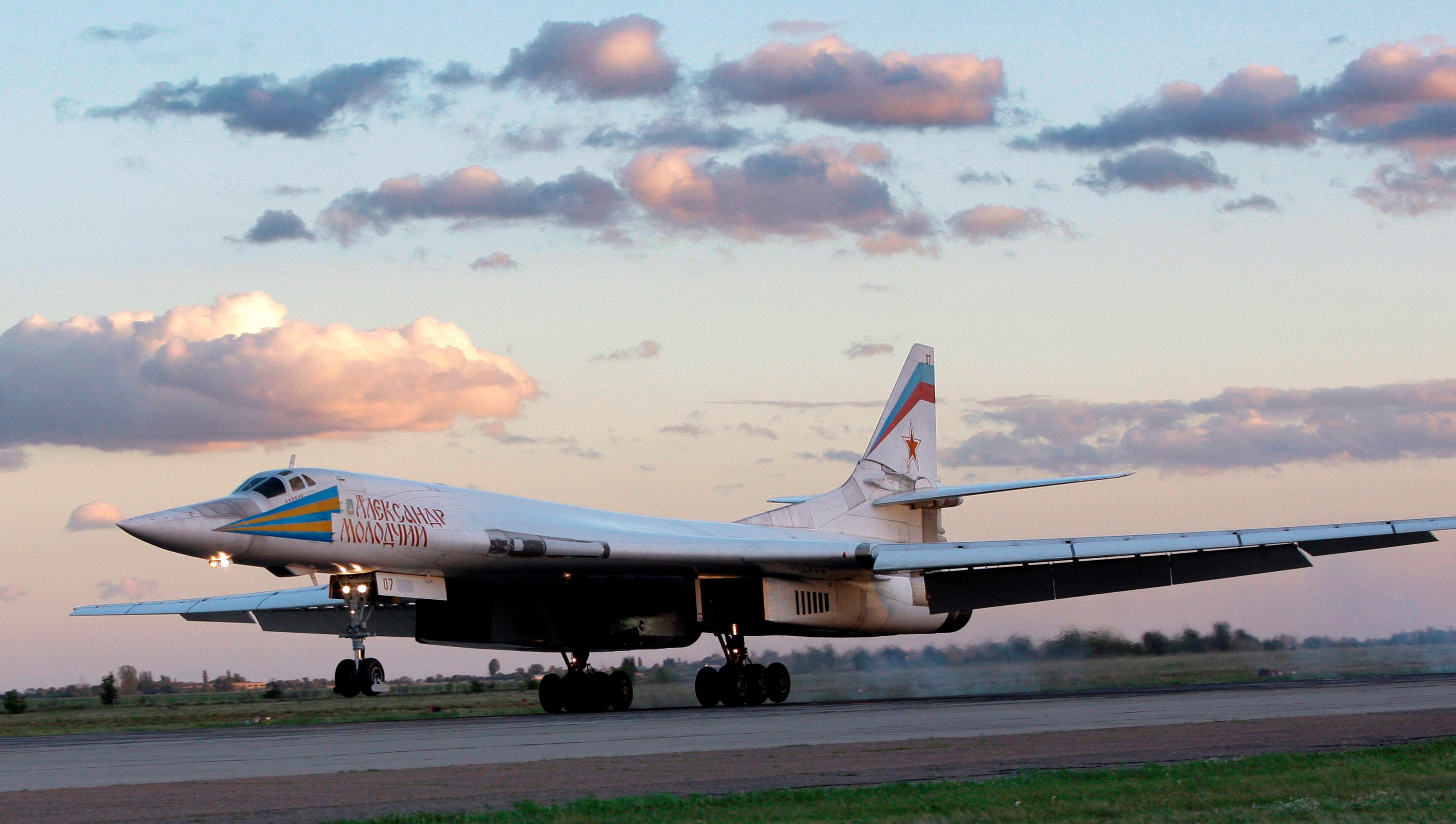 Aviões russos deixam a Venezuela após participarem de manobras