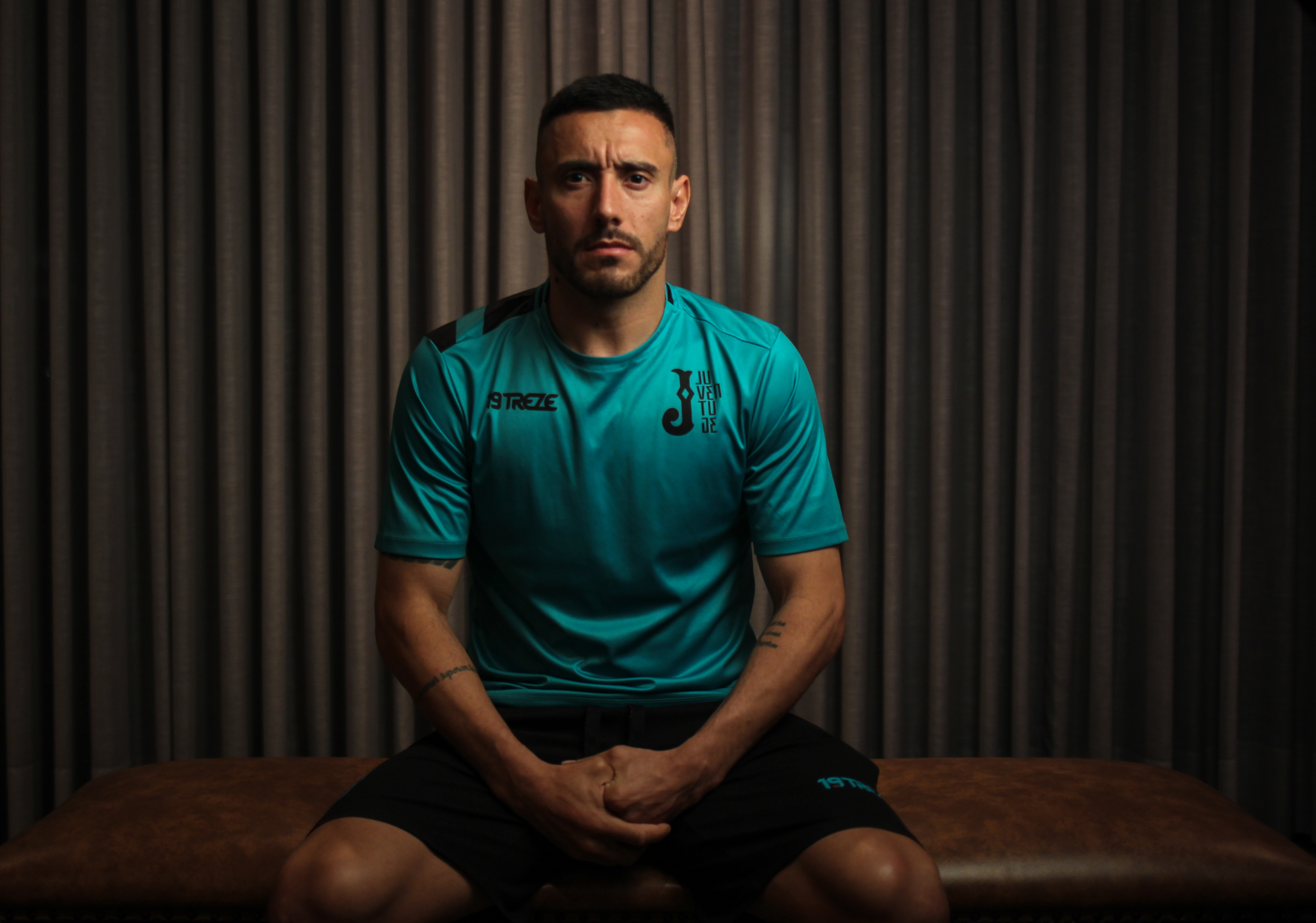 スポーツ選手 ALLADINA Alan Ruschel dispensa piedade e se reconstrói no futebol: 'Sou