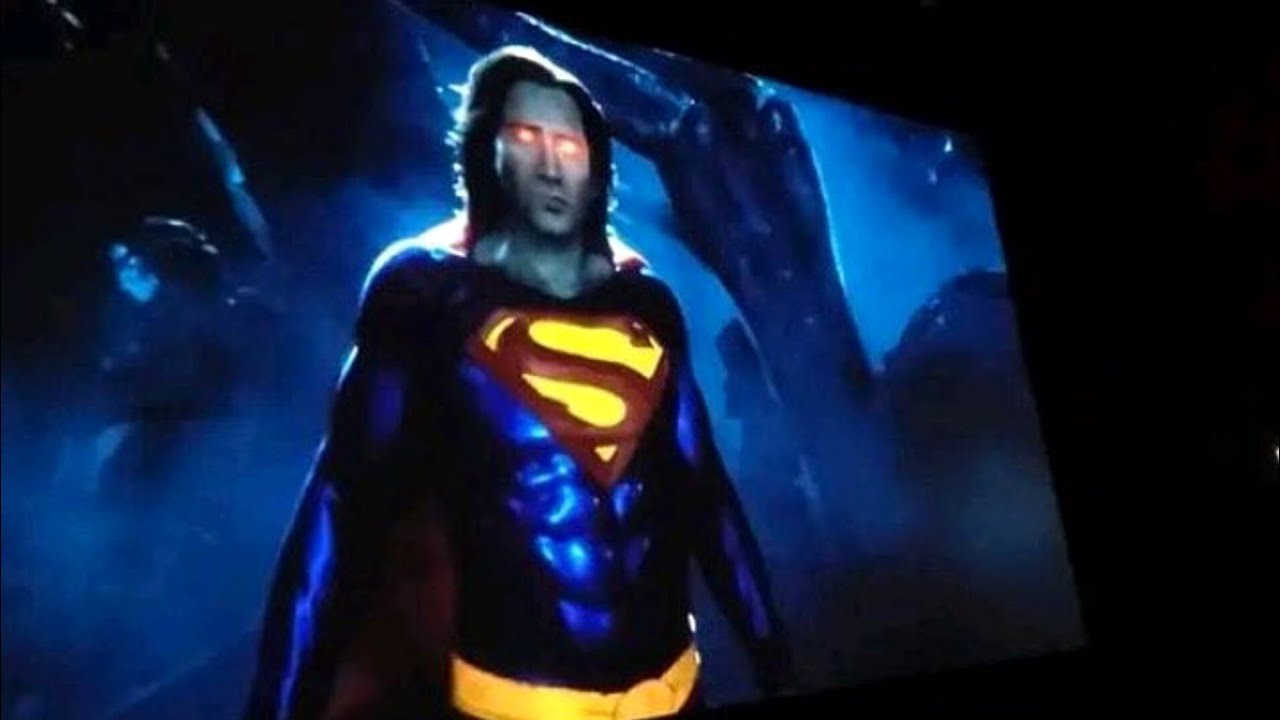 Filme que Nicolas Cage interpreta o Superman nunca saiu do papel