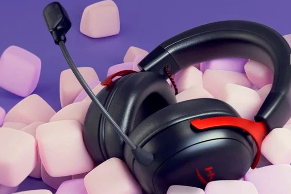 [美品]HyperX Cloud III HyperX lança headset gamer Cloud III no Brasil por preços a partir