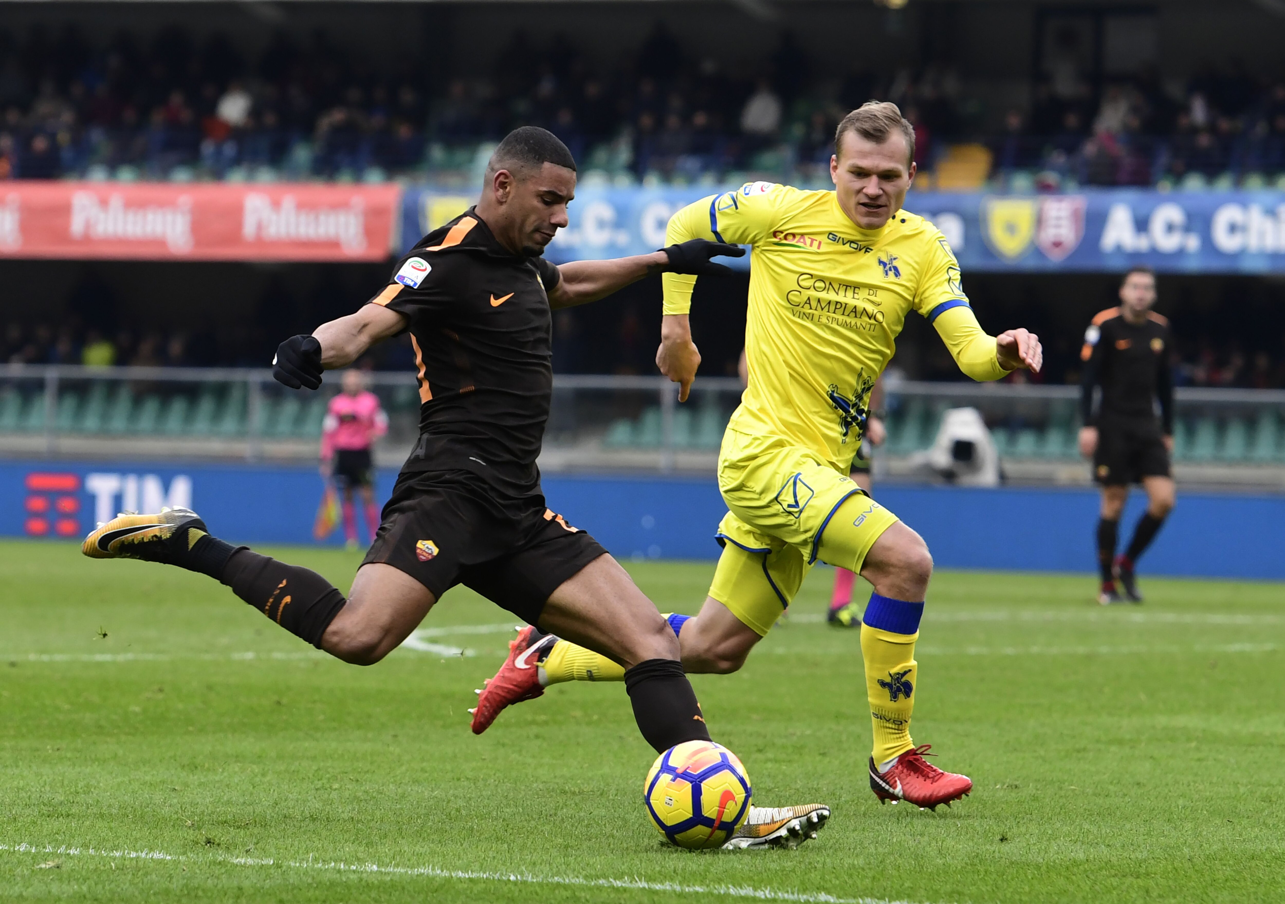 Parma perde cinco pontos, mas escapa de voltar à Série B do Italiano
