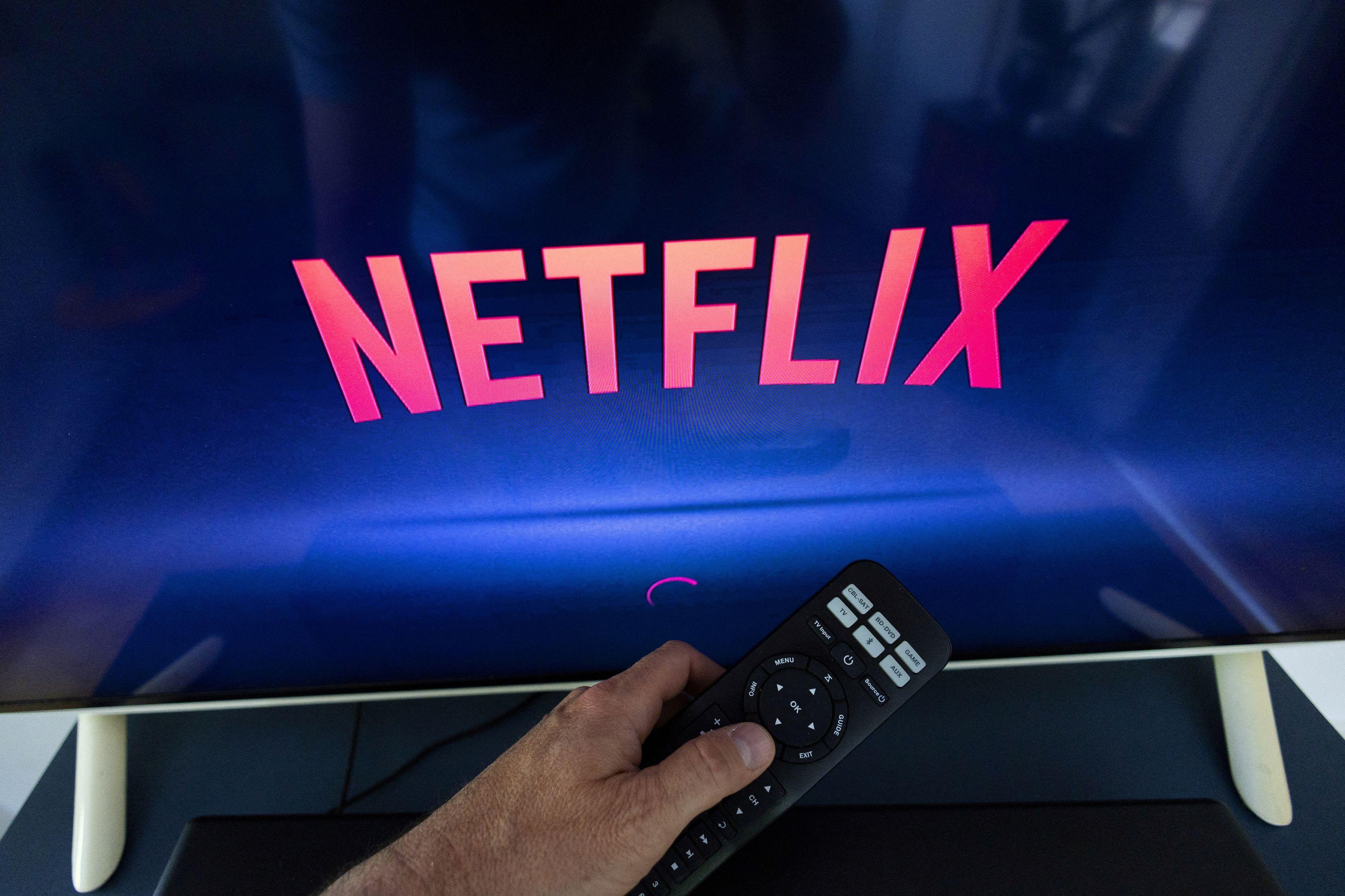 Número de assinantes da Netflix cresceu nos EUA após taxa por  compartilhamento de senha