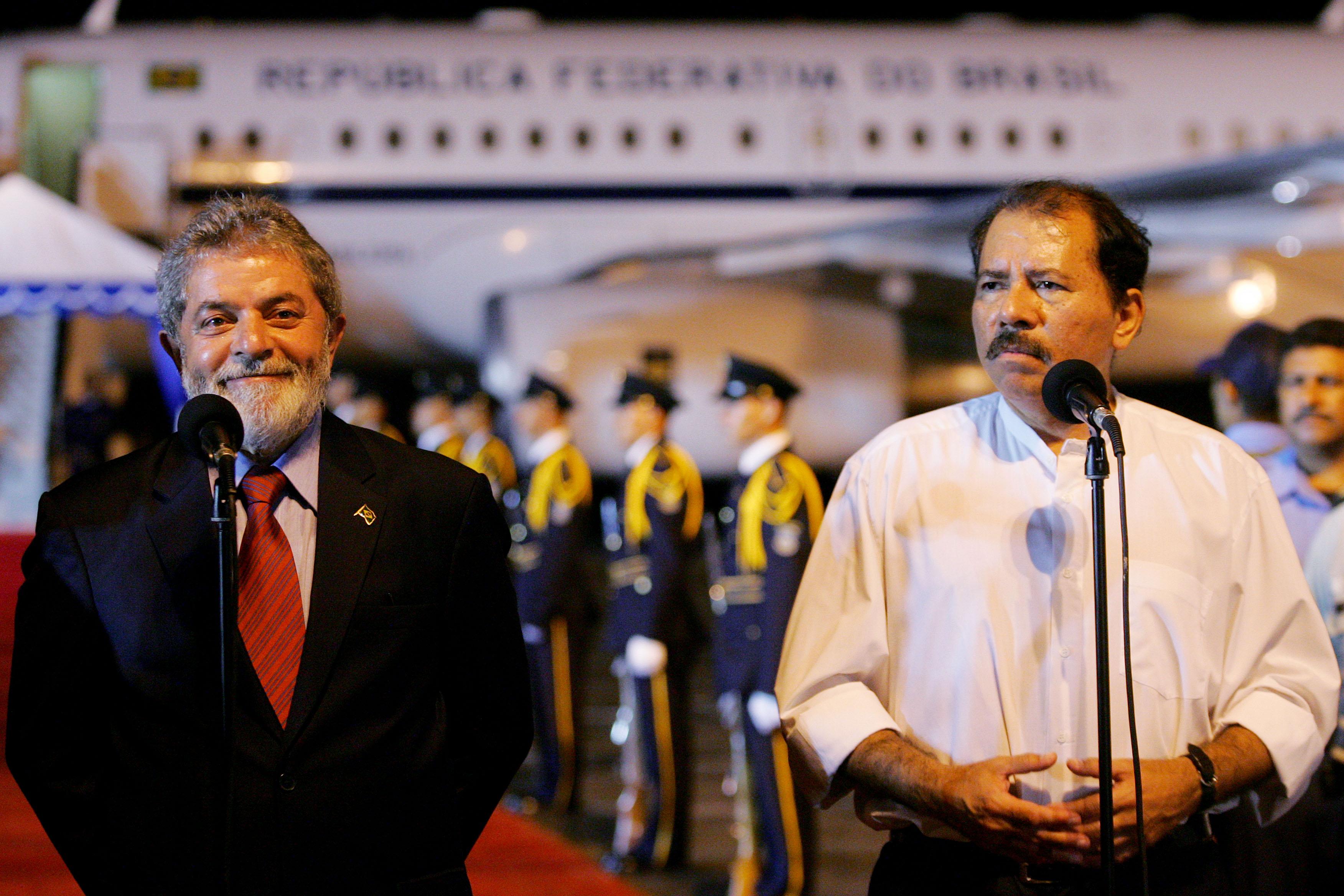 Em reunião de 45 minutos, Lula e papa Francisco conversam sobre a