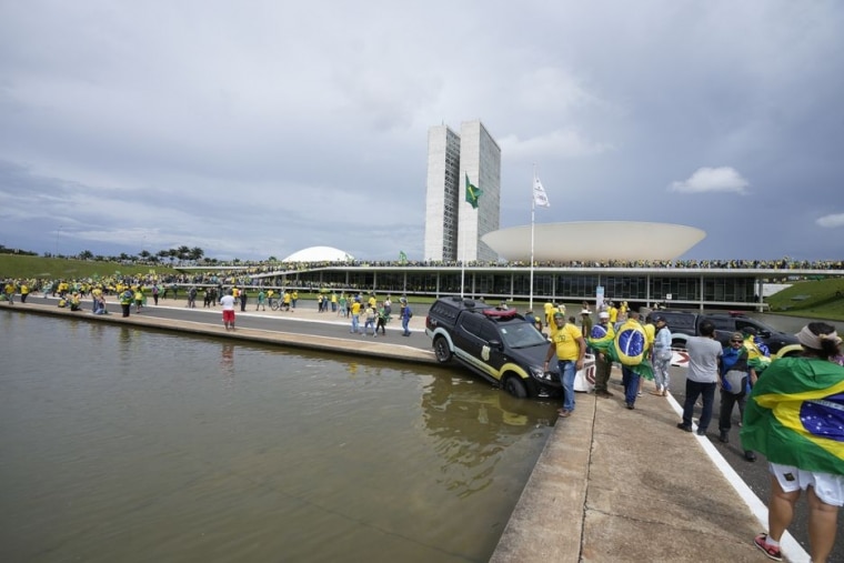 Congresso Nacional foi tomado e depredado durante atos golpistas.