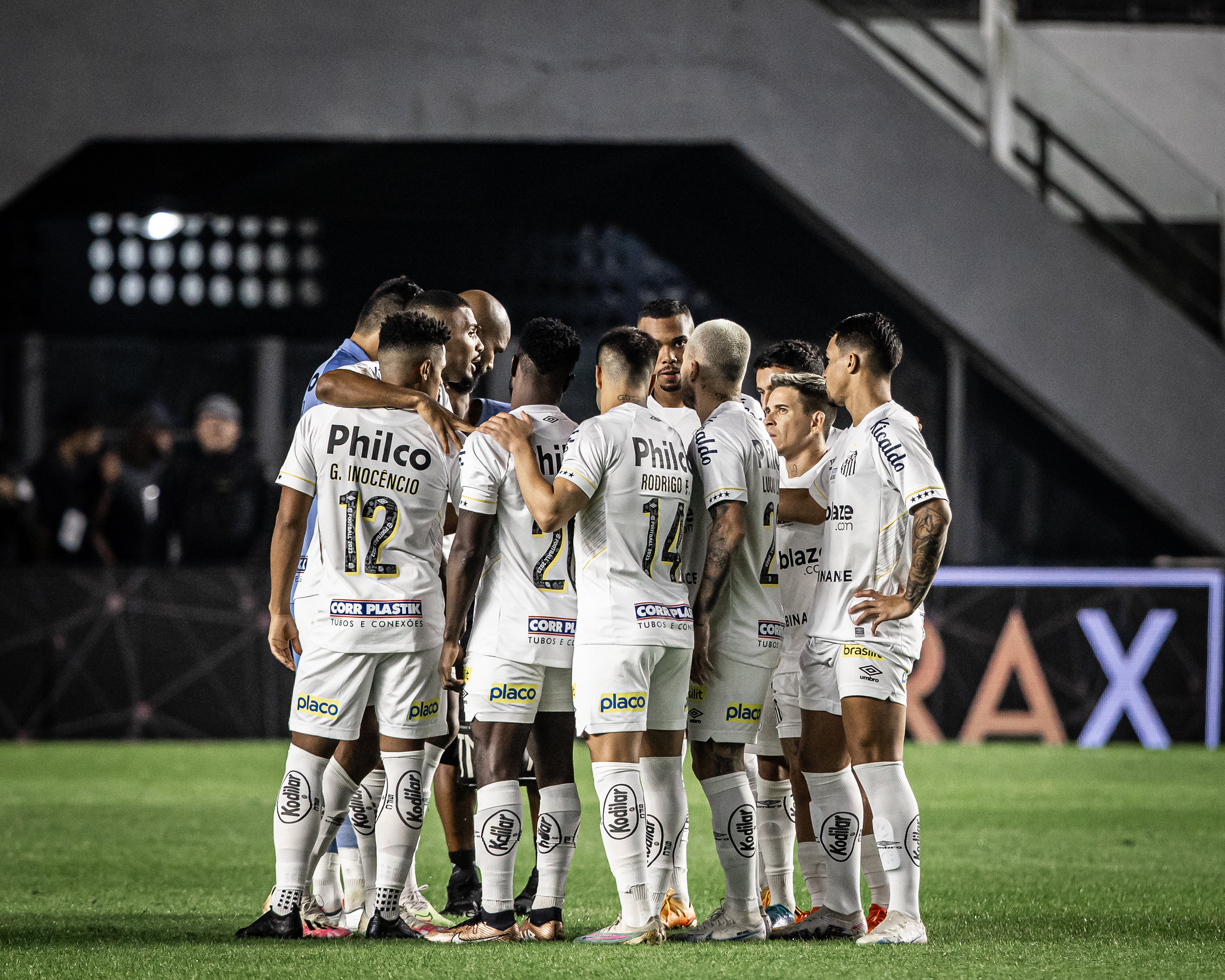 Santos usa reservas em jogo que não vale nada na Sul-Americana e