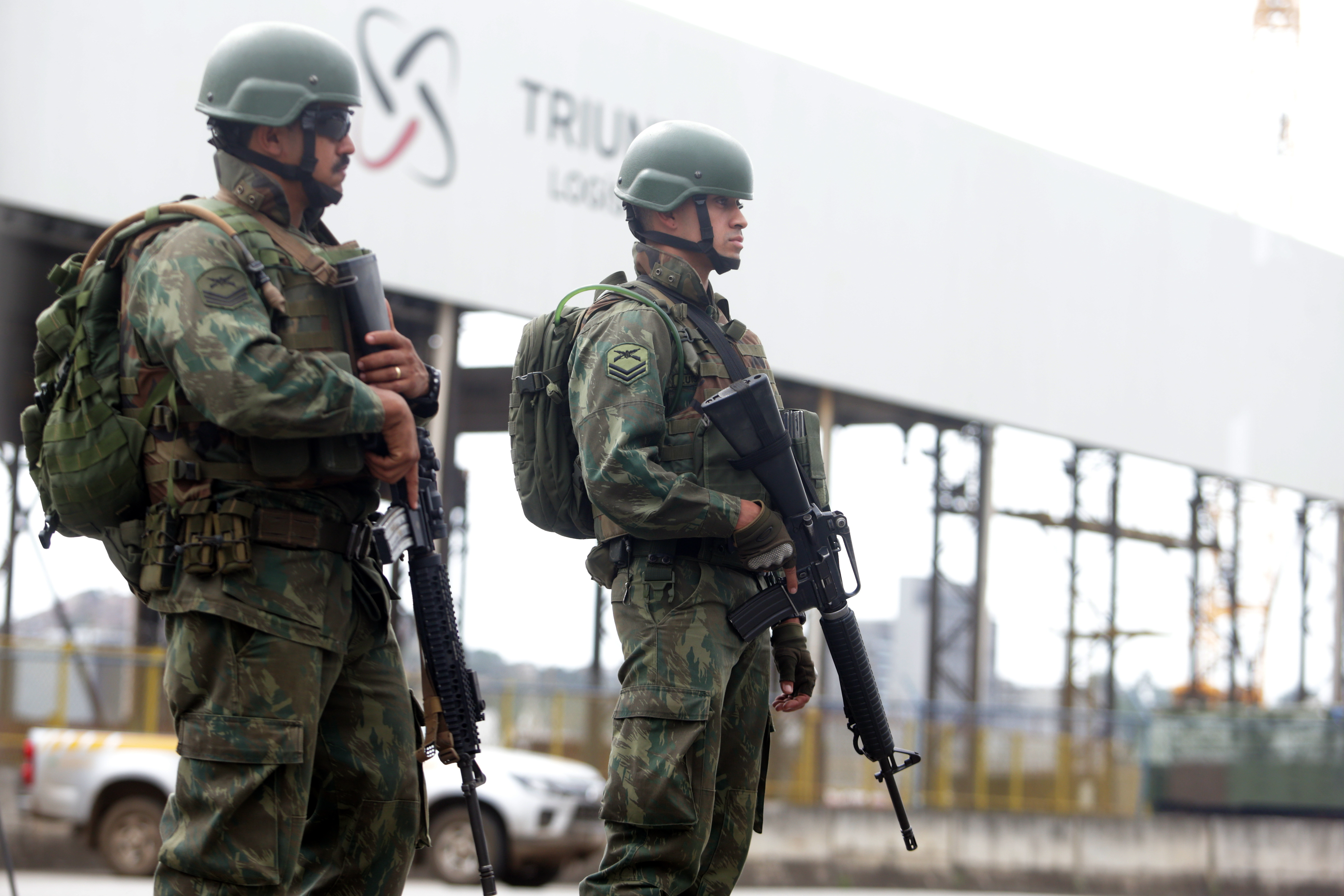 Após Alemanha embargar blindados Guarani, general Tomás visita