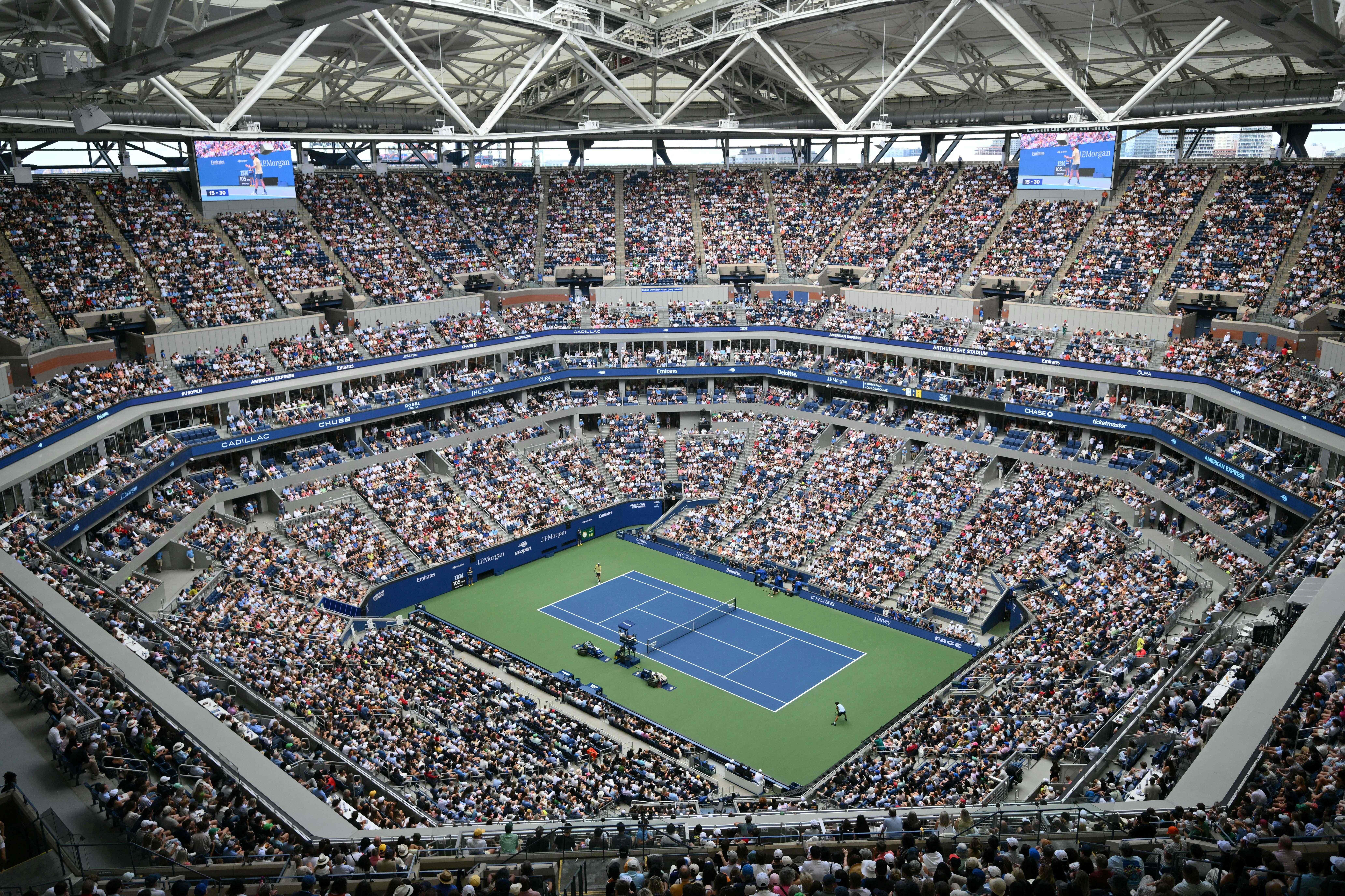 Imagem ilustrativa sobre Pegula conquista 50ª vitória do ano e segue direto para semifinal contra Sabalenka no US Open