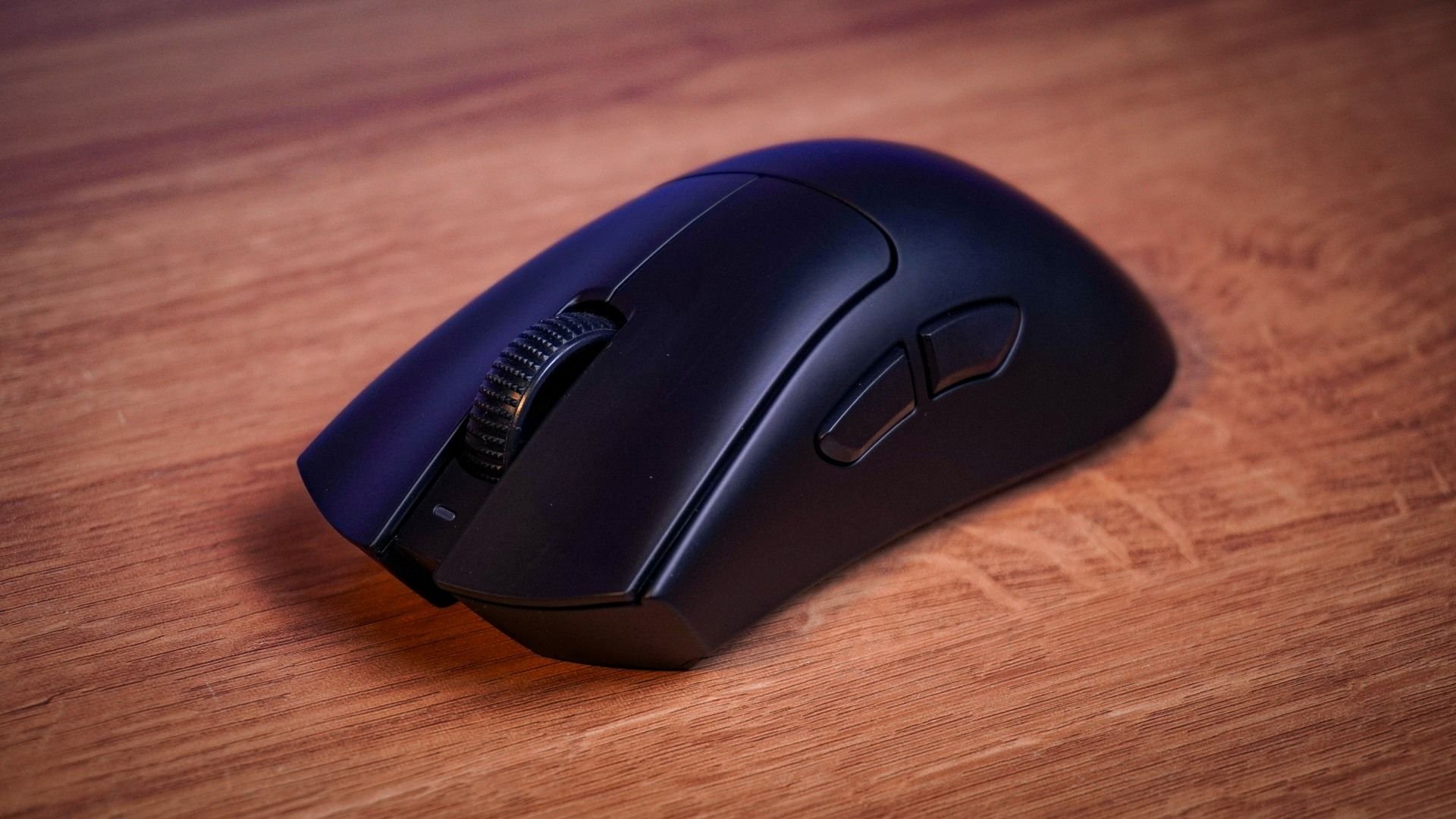 Review: Razer DeathAdder V4 Pro é leve, veloz e inviável - Estadão