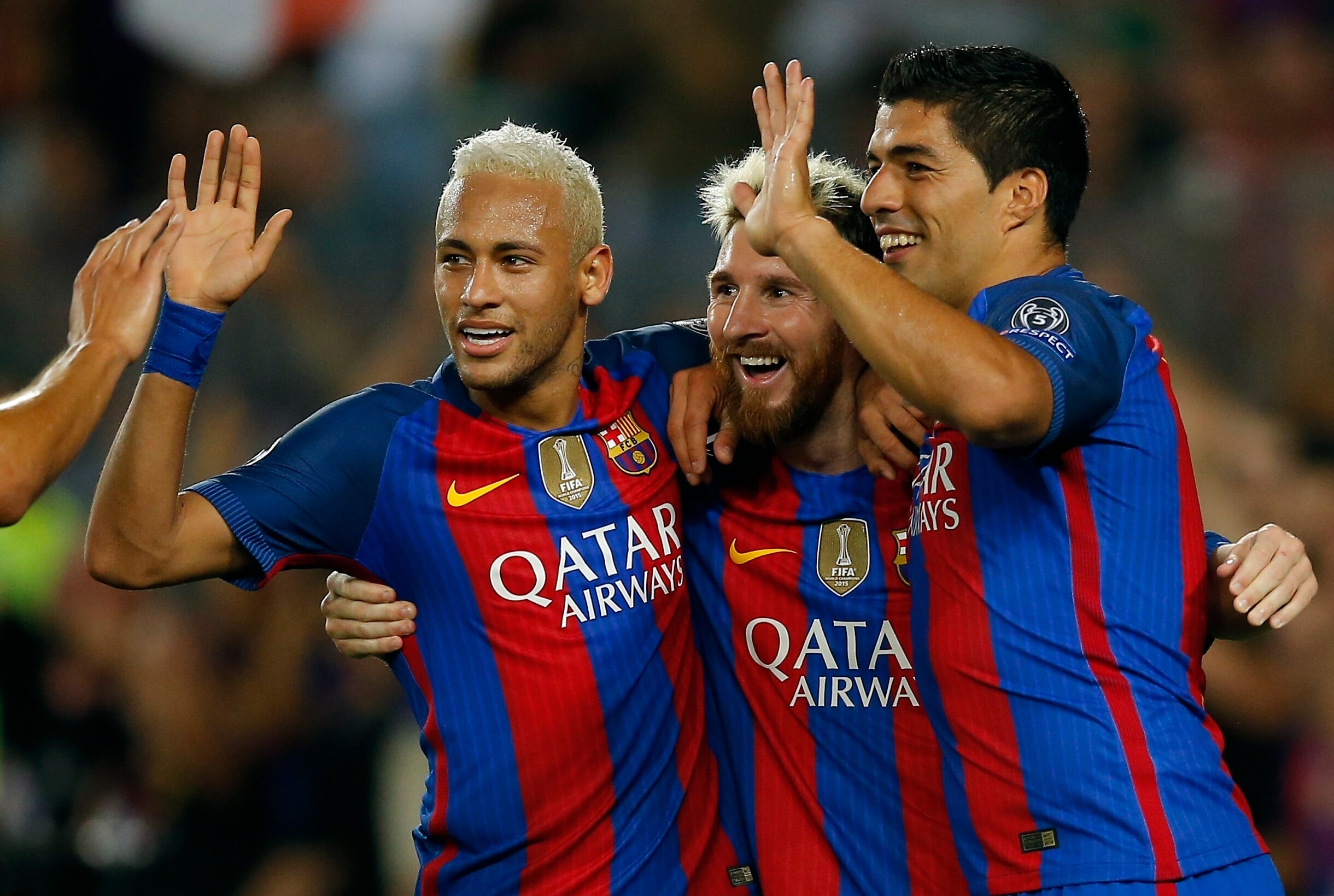 Messi e Neymar fazem história na goleada de 7 a 0 do Barcelona