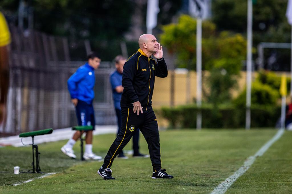 Técnico do São Bernardo se anima com jogo contra o Palmeiras