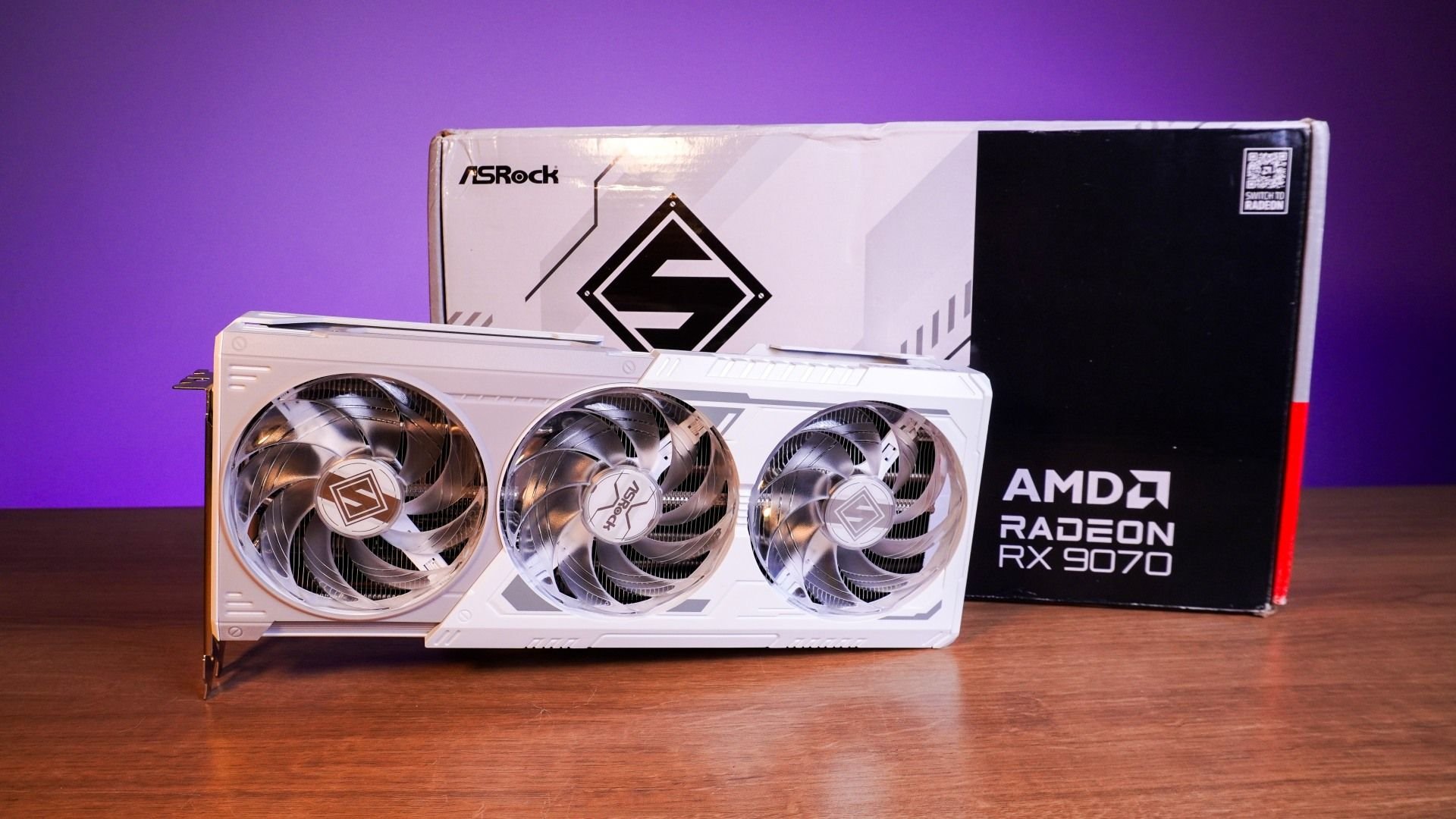 AsRock Radeon RX 9070 Steel Legend é uma boa GPU, mas no preço
