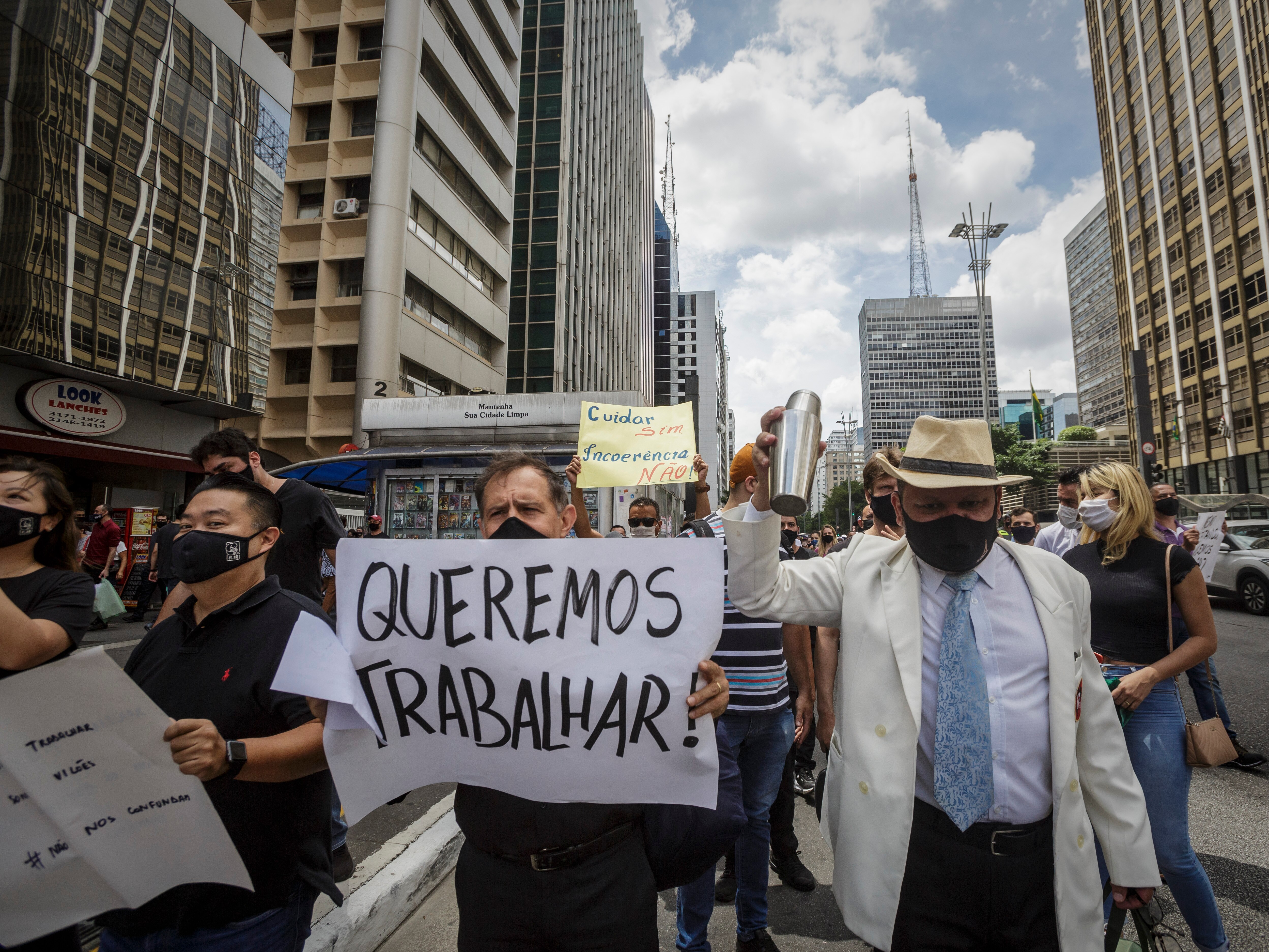 Prefeito sanciona lei que obriga bares e restaurantes a oferecer