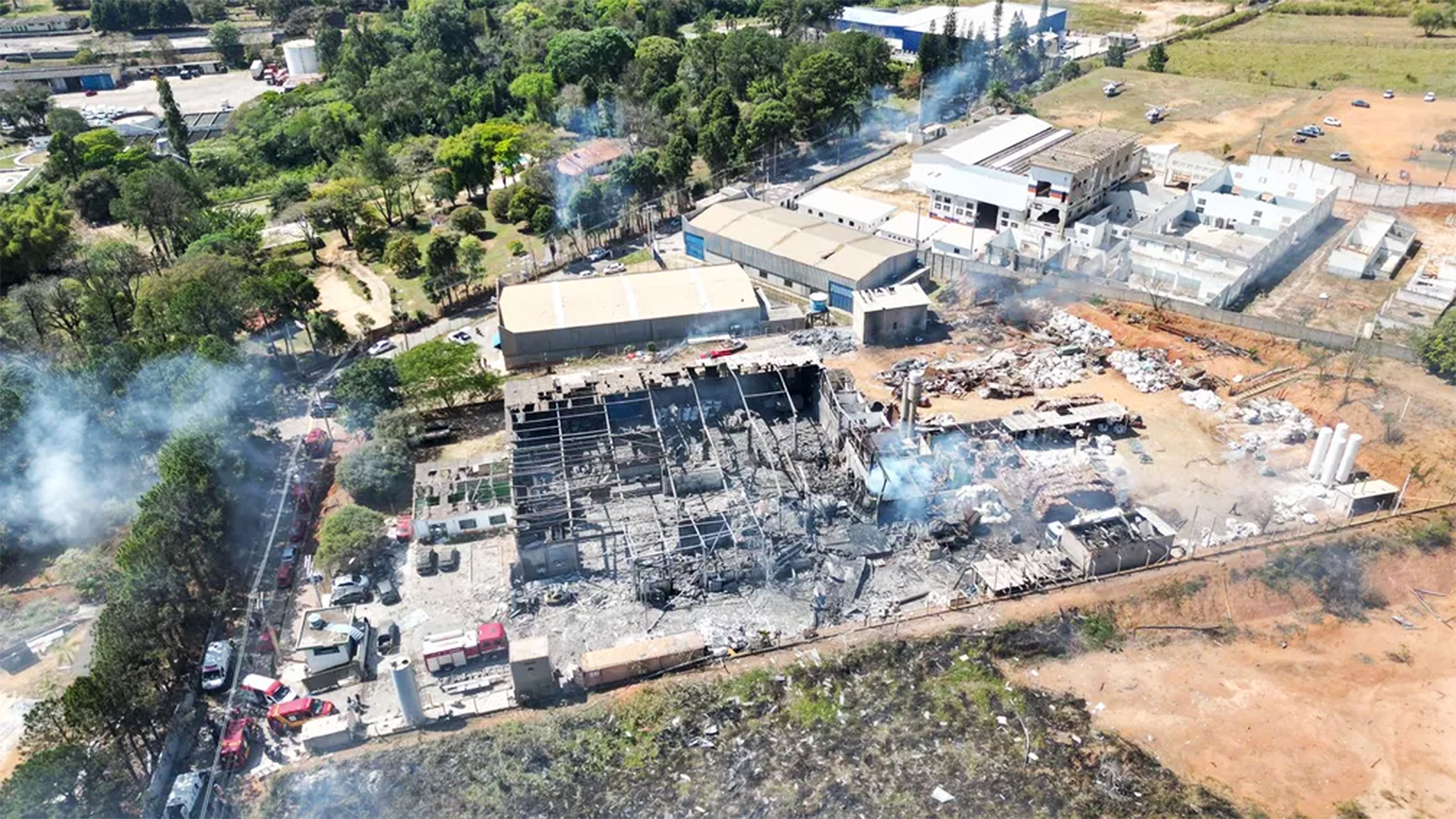 Explosão nos EUA destrói casas e deixa cinco mortos; veja vídeo