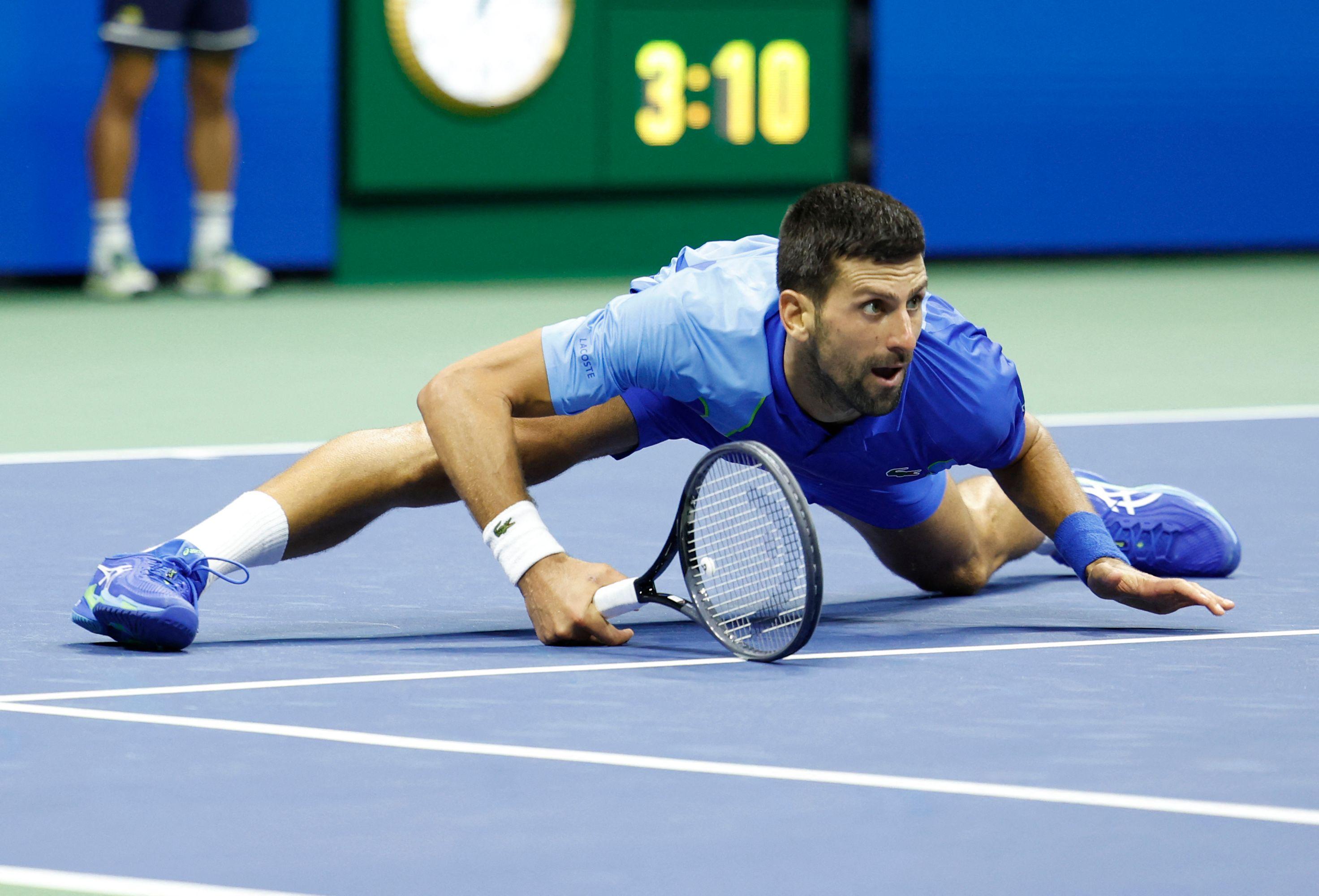 Djokovic bate americano de 20 anos e fica a um passo do tetra no US Open, tênis