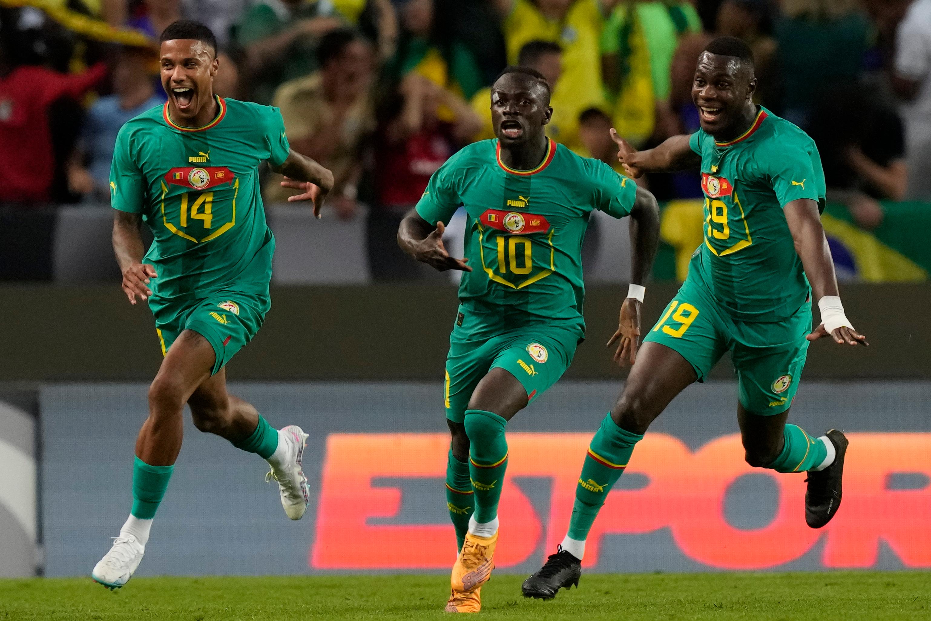 Confederação Brasileira de Futebol - FIM DA SÉRIE DE AMISTOSOS Após dois  amistosos contra Guiné (4x1) e Senegal (2x3), Seleção Brasileira volta a  campo em setembro contra a Bolívia pelas Eliminatórias da