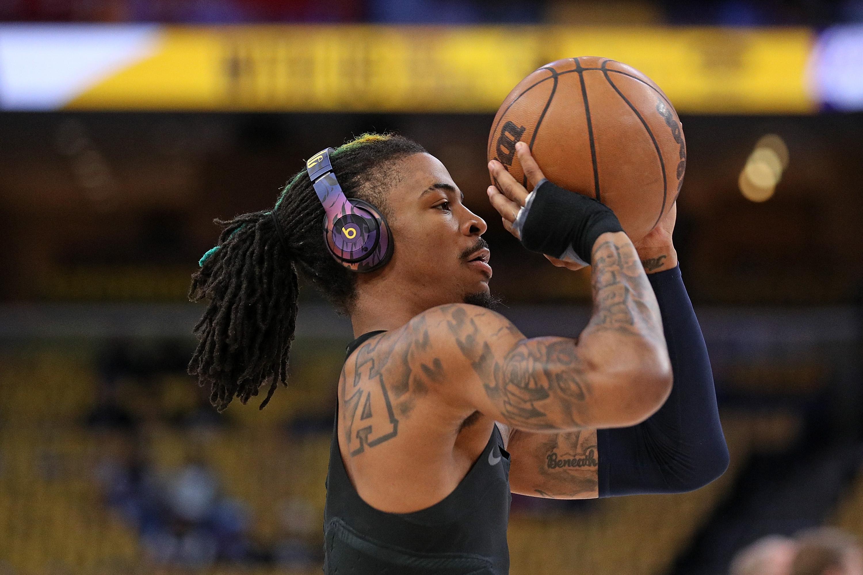 Ja Morant é suspenso pela NBA após exibir arma de fogo em rede