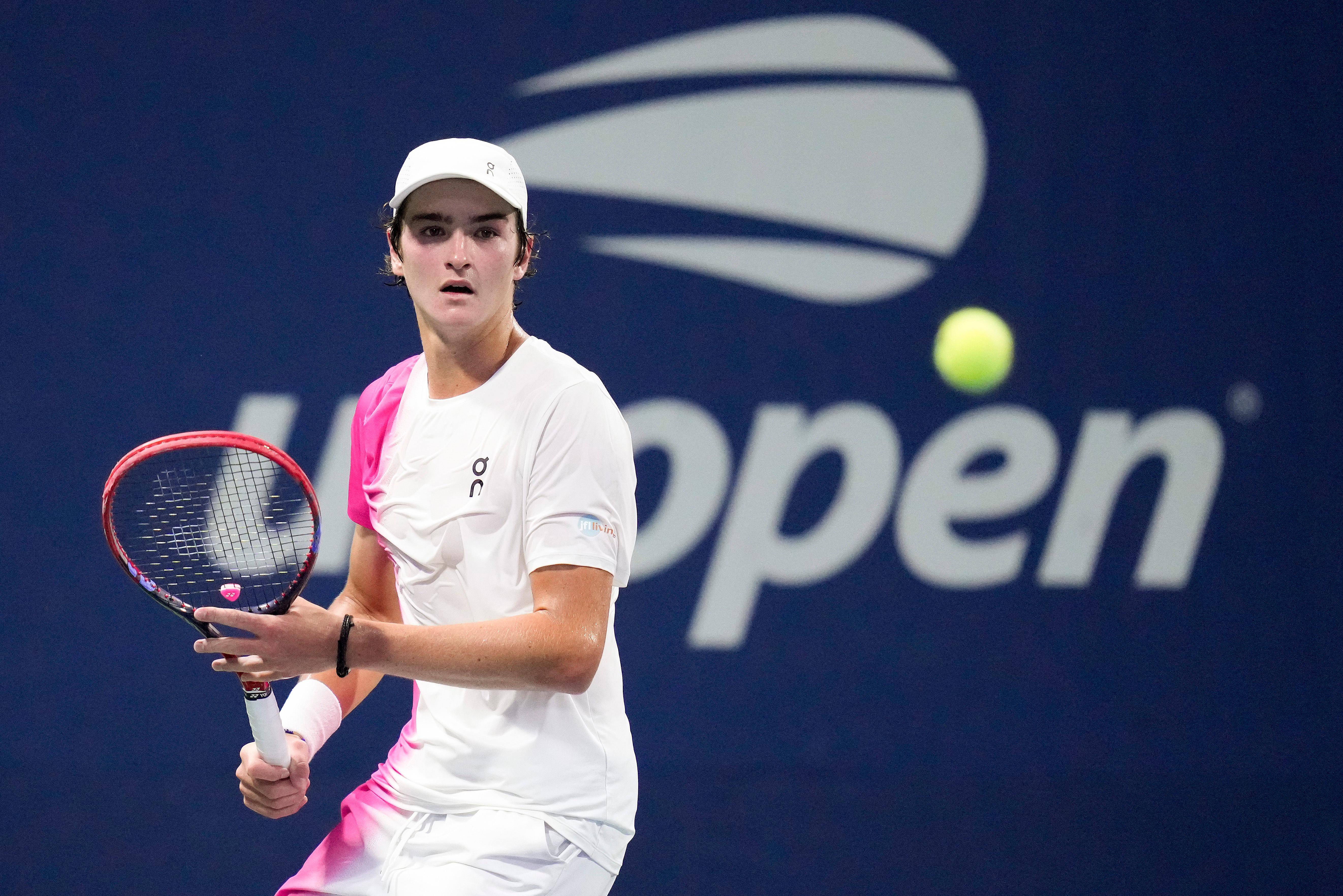 Cinco fatos sobre o brasileiro João Fonseca, campeão juvenil do US Open 2023