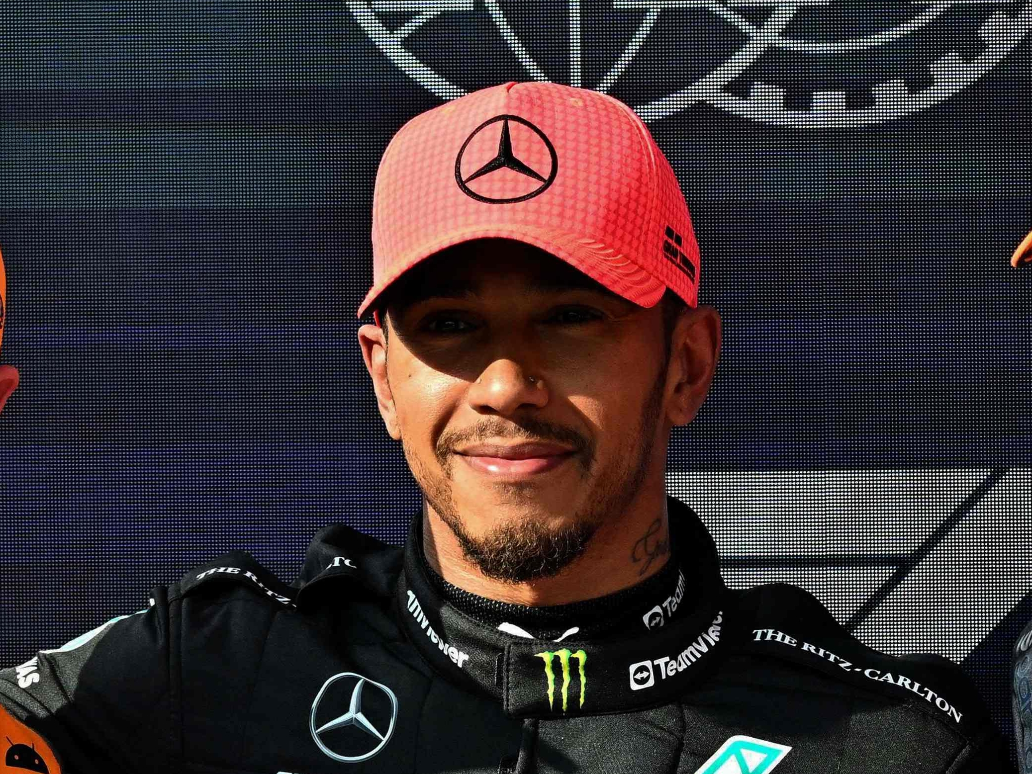 O piloto português que bateu o campeão Hamilton nas pistas