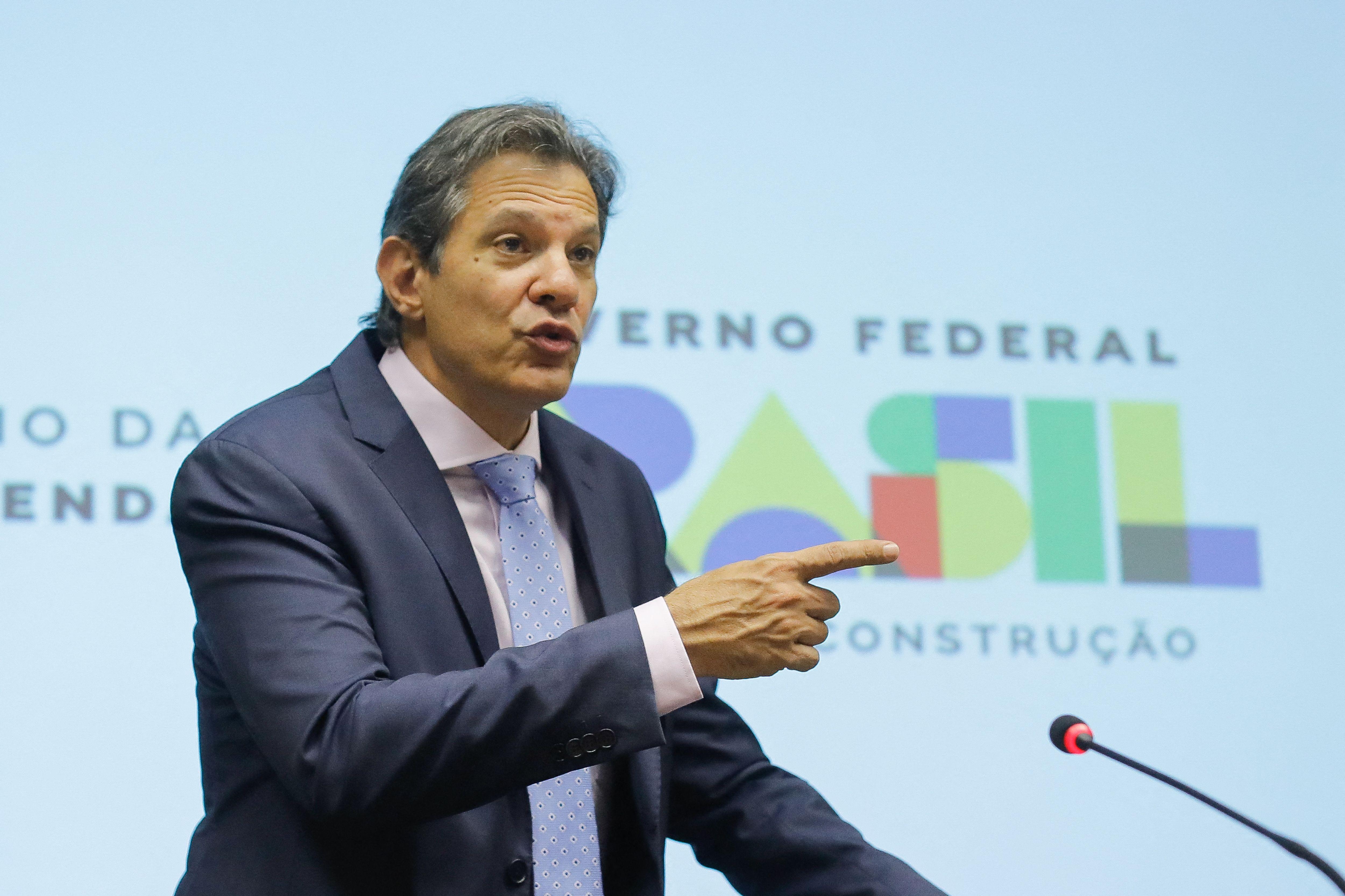 Sinaliza&ccedil;&atilde;o do novo arcabou&ccedil;o fiscal &eacute; positiva, mas ainda restam d&uacute;vidas; leia  artigo - Estad&atilde;o