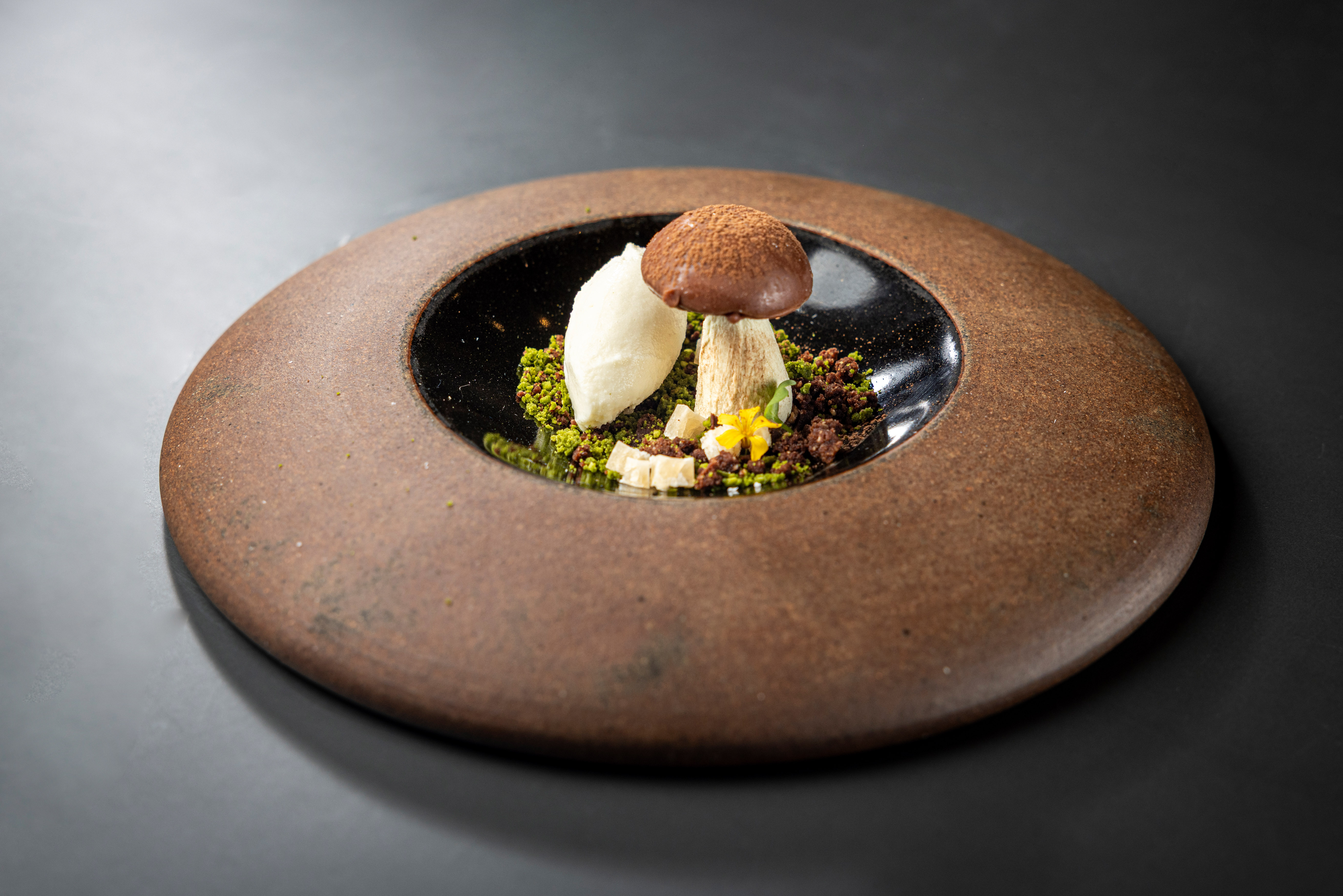 Aizomê renova cardápio de sobremesas sob o olhar do premiado