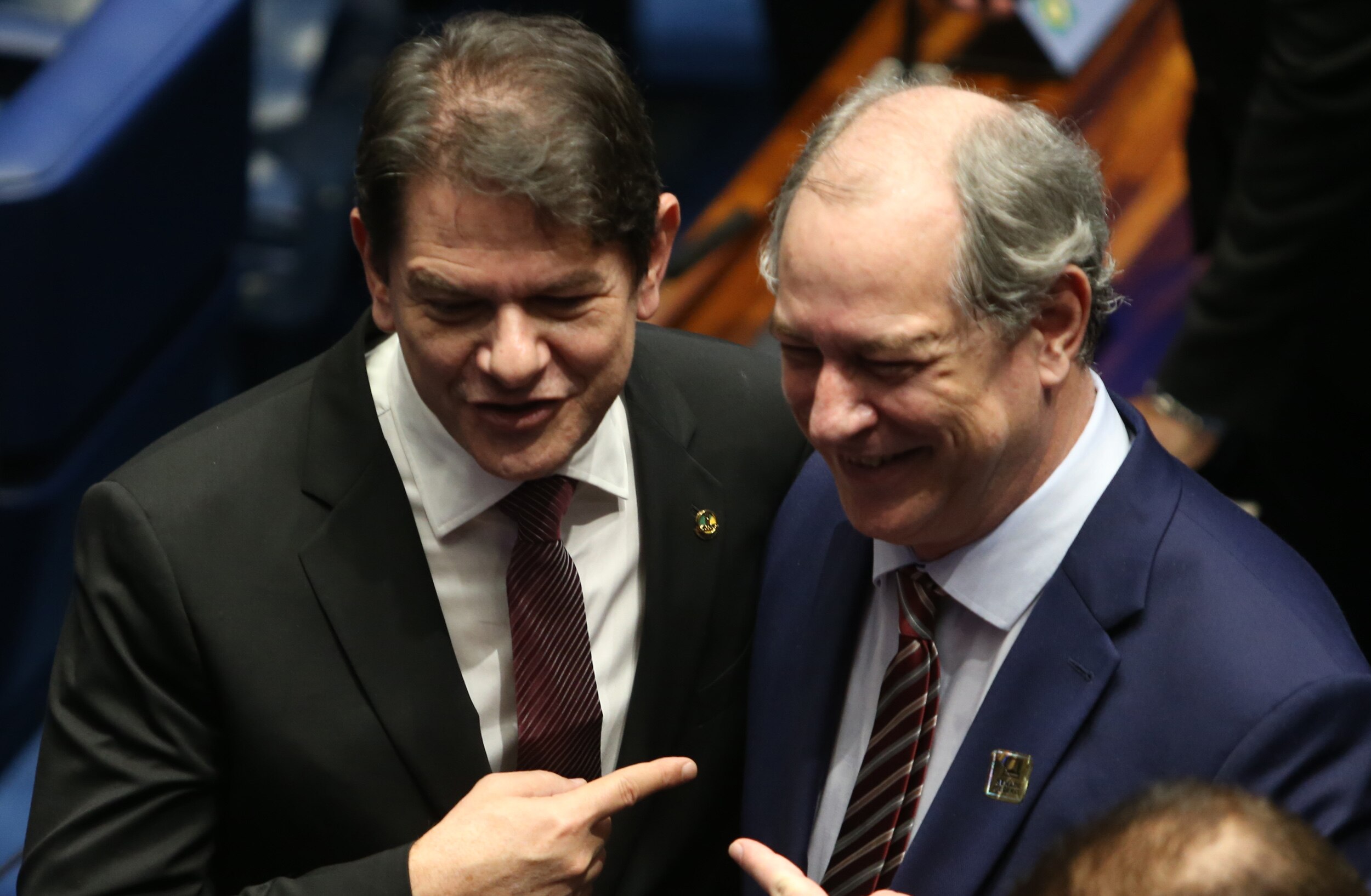 Ciro Gomes rompe com irm os por causa do PT diz que levou facada