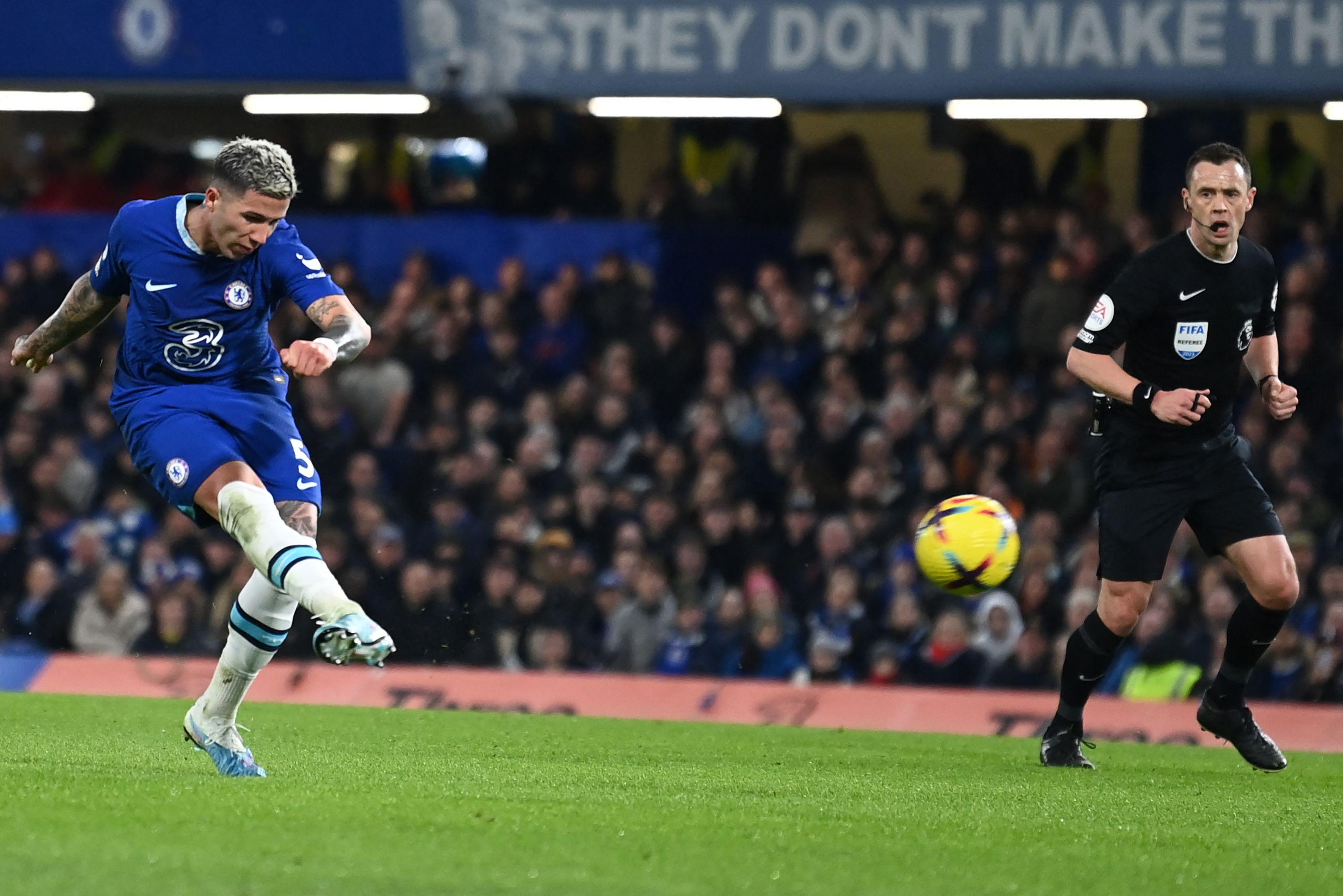 Chelsea empata na estreia do jogador mais caro da história do Inglês