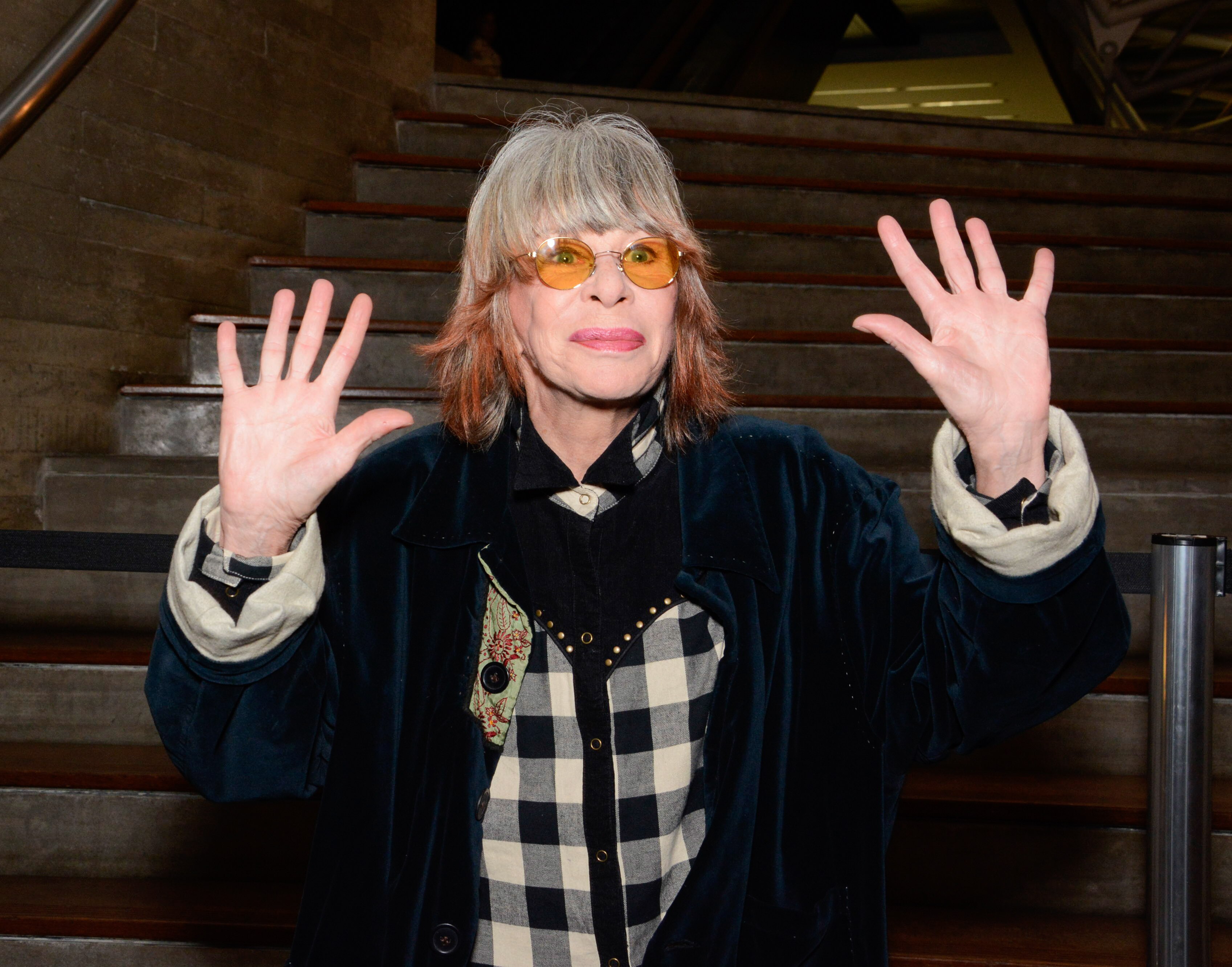 Rita Lee lan&ccedil;a autobiografia, em que fala com irrever&ecirc;ncia do mundo pop,  drogas, aborto e estupro - Estad&atilde;o