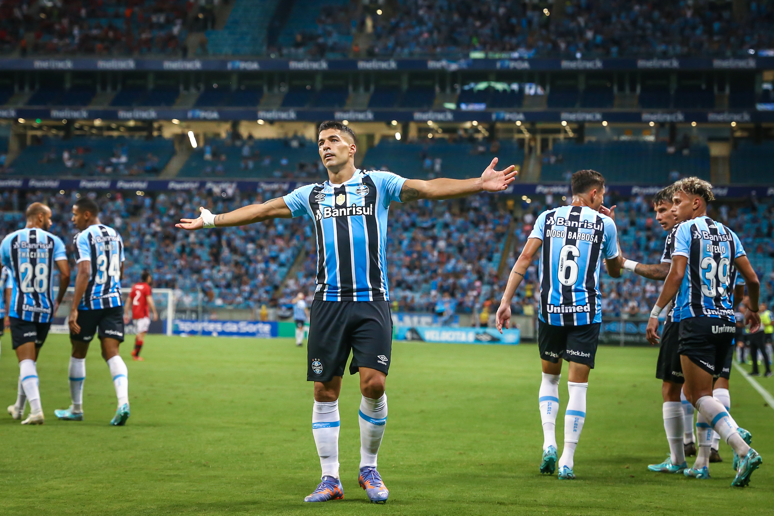 Luis Suárez acerta com o Inter Miami e frusta torcedores do Grêmio