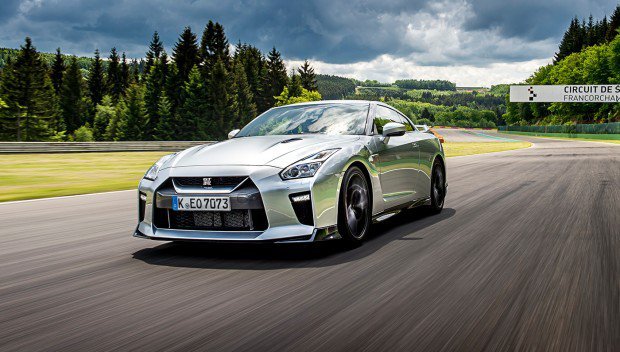 Nissan GT-R NISMO 2017 é lançado – e está bem mais caro que antes