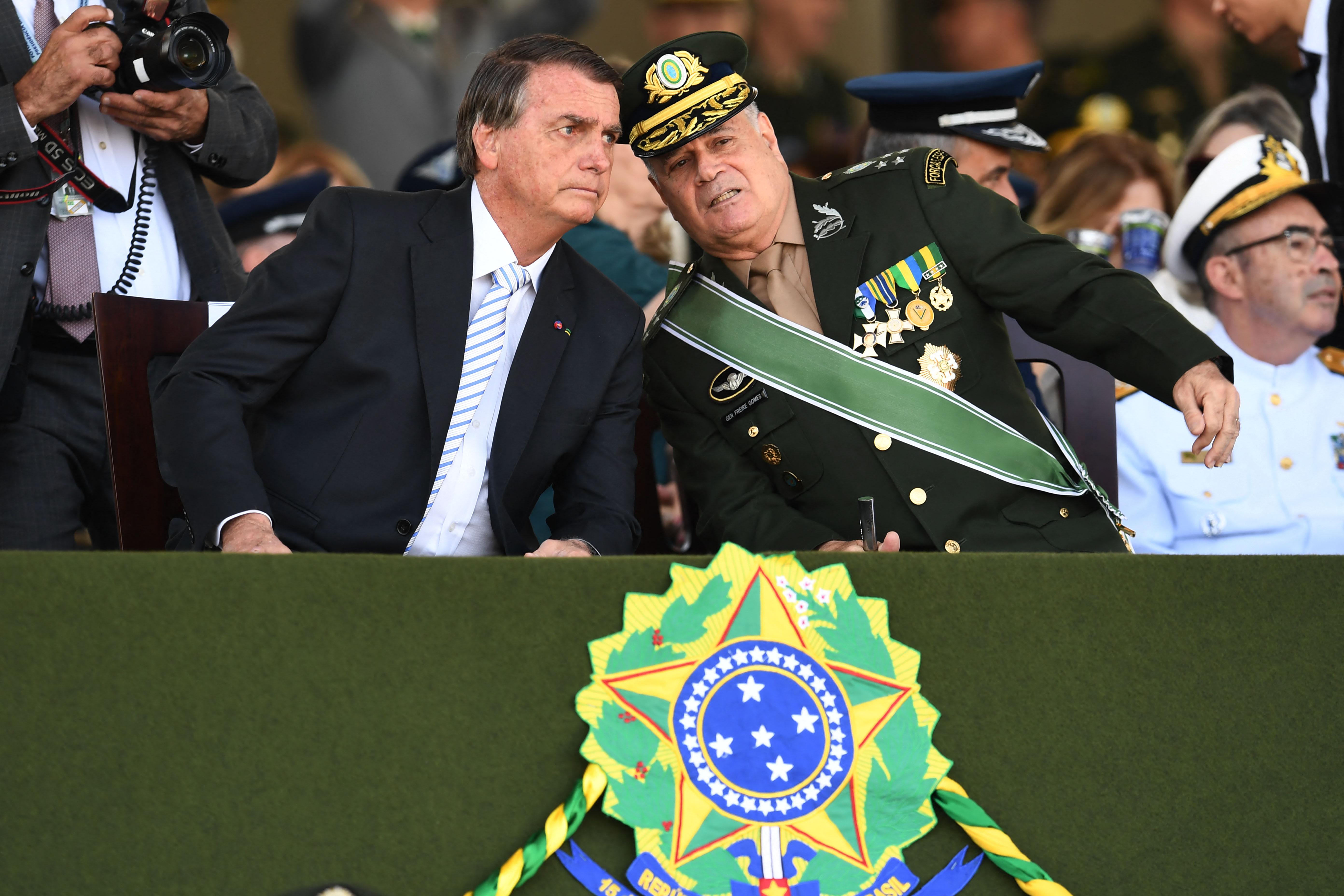 Quem é Freire Gomes, o general que vai assumir o Comando do Exército