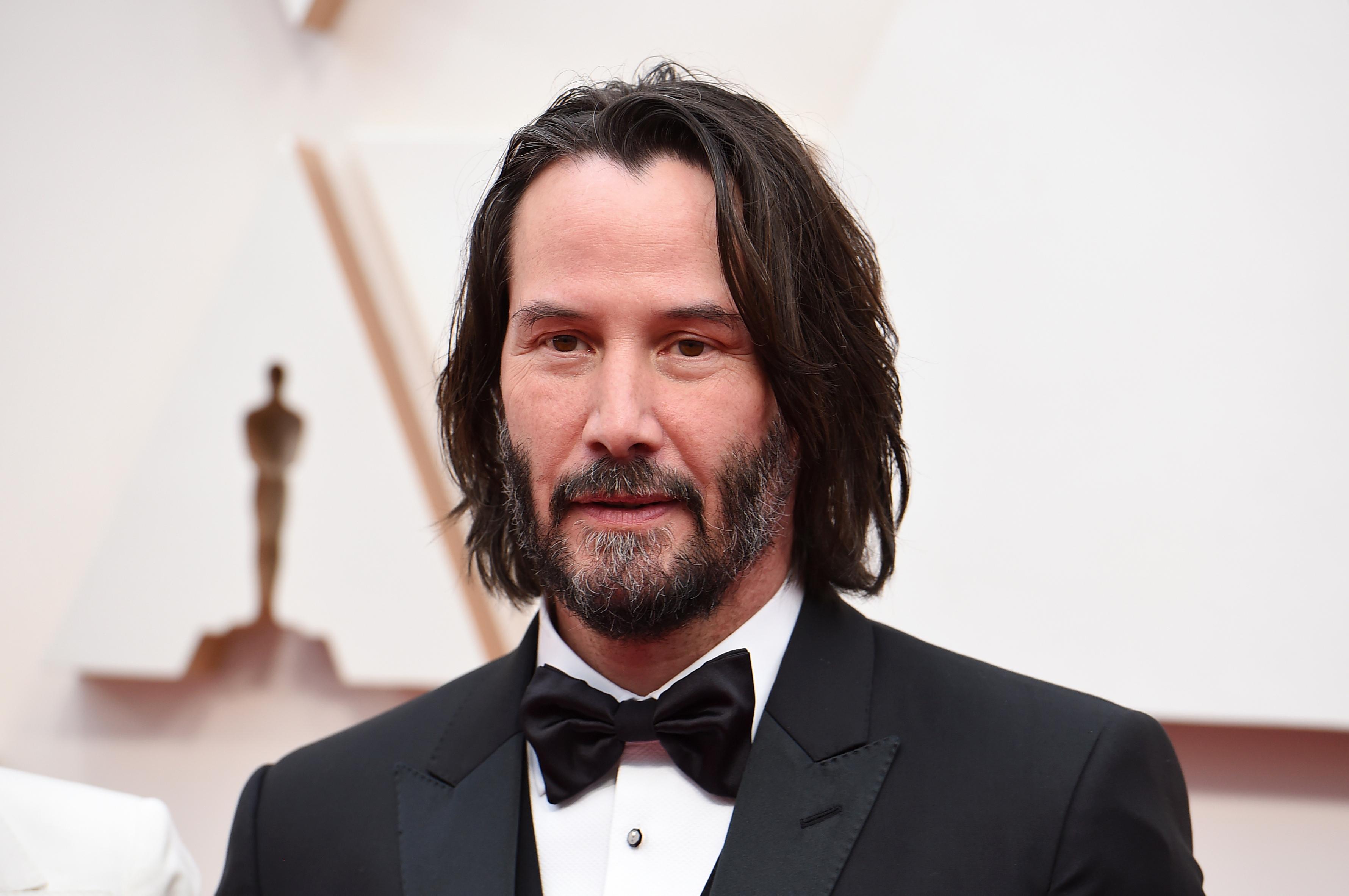 John Wick 4: Keanu Reeves homenageia Lance Reddick na première da  sequência