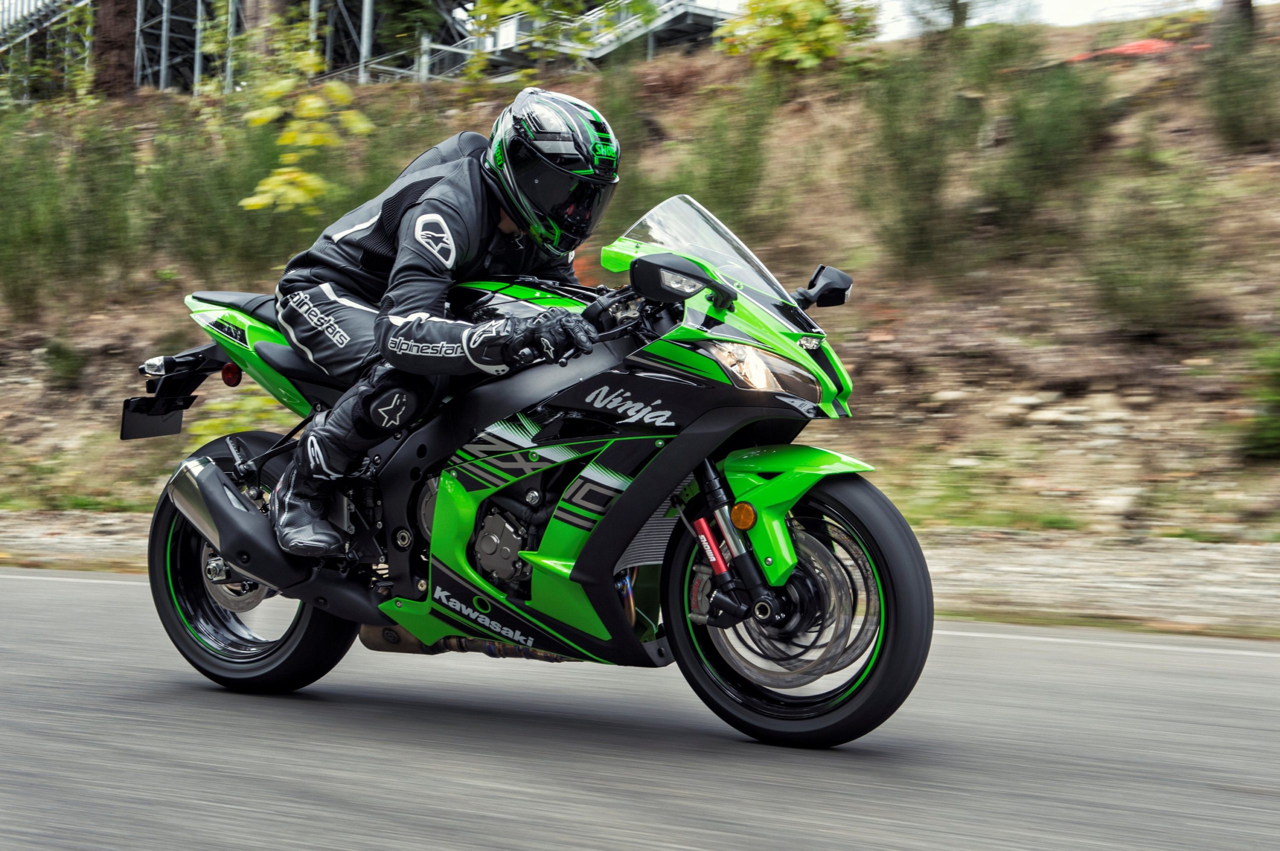Nova Kawasaki Ninja ZX-10R será lançada no Brasil em junho - Estadão
