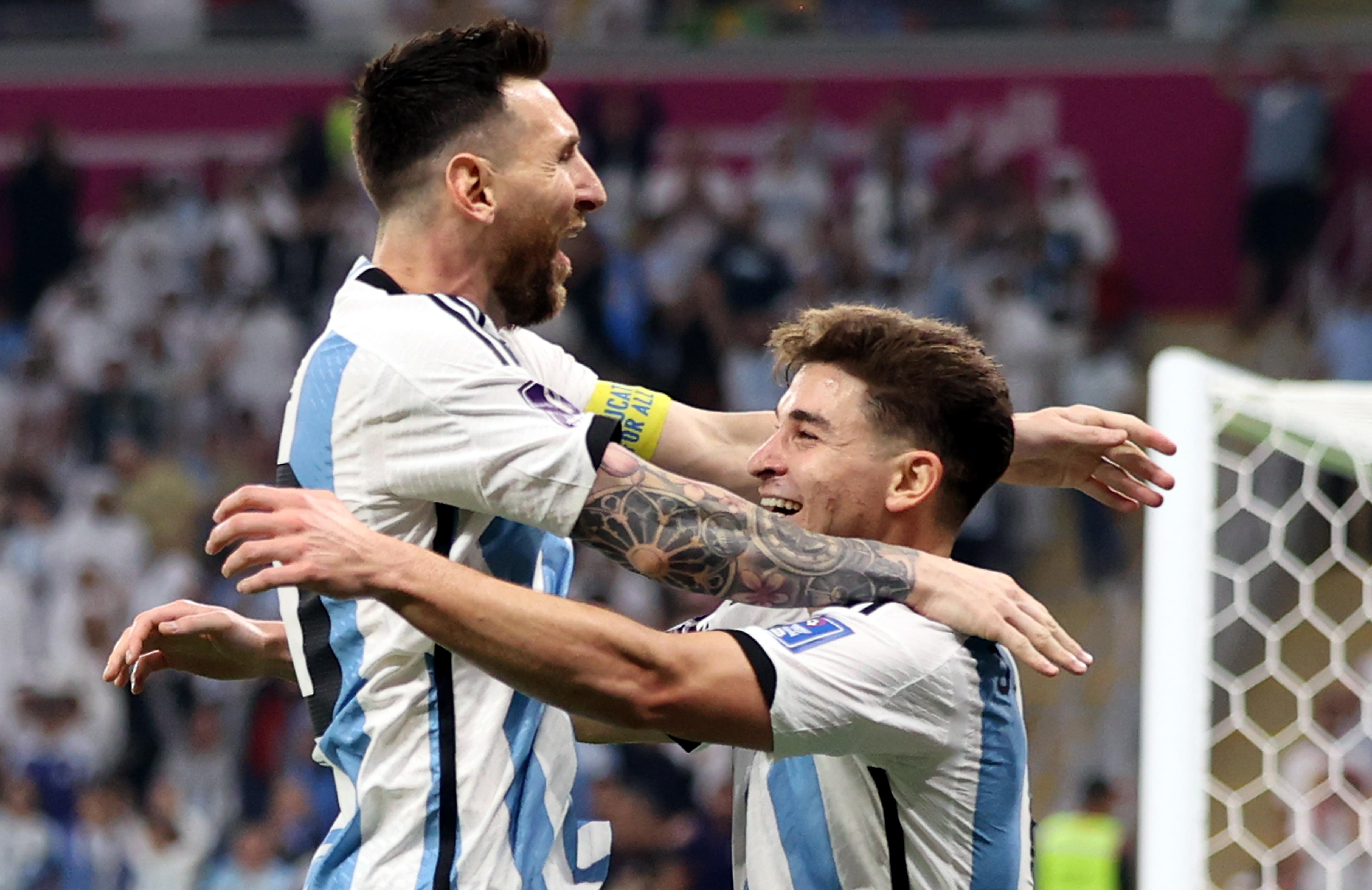 Com gol de Messi em sua milésima partida, Argentina bate Austrália