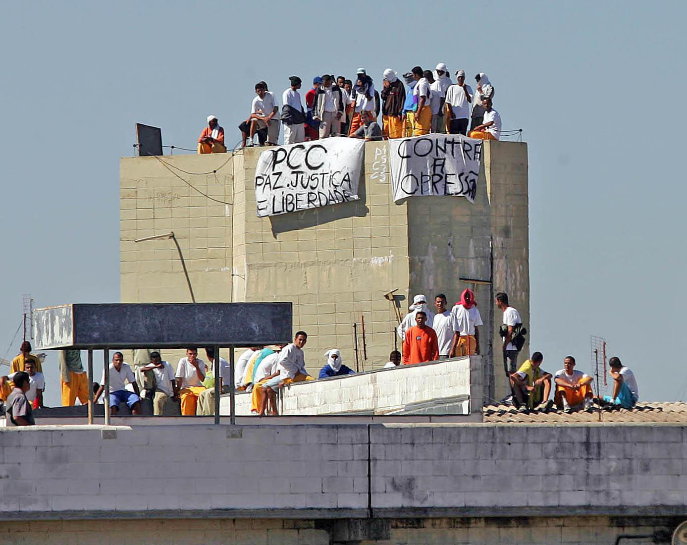 Ataques do PCC completam 20 anos | Estadão - Estadão