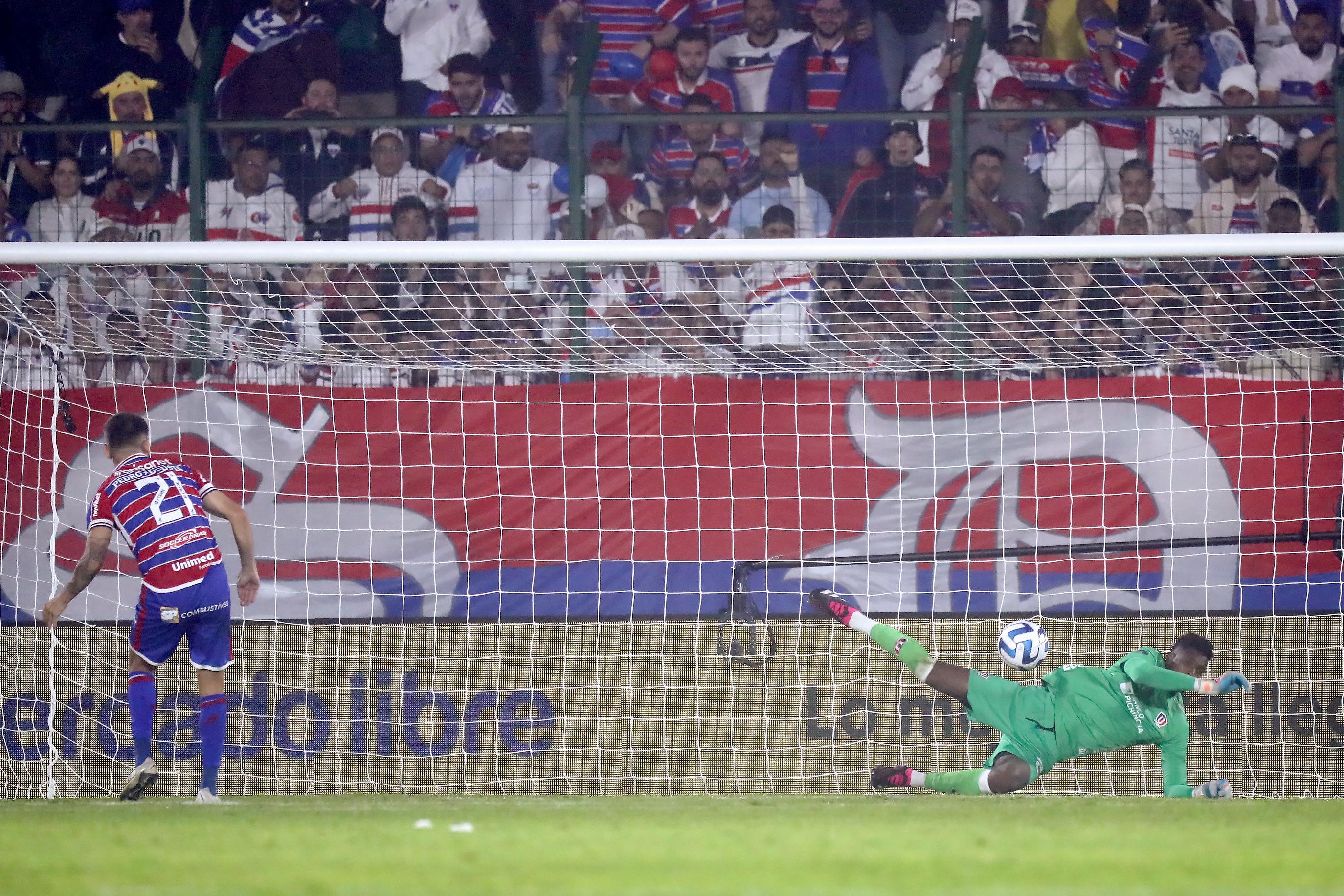 LDU vence o Fortaleza nos pênaltis e conquista o título da Sul