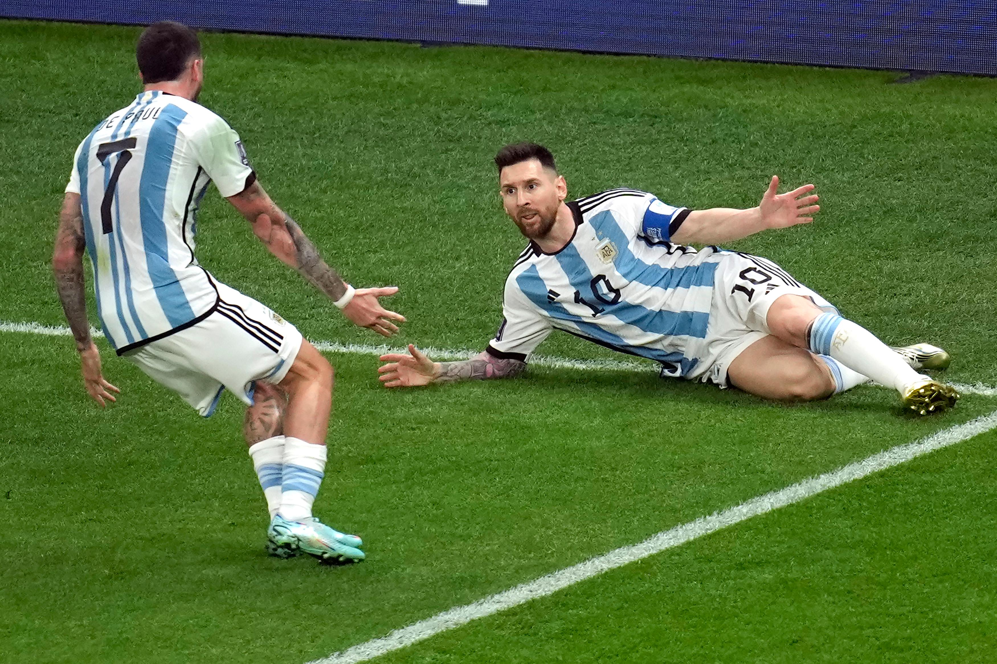 Nos pênaltis, Argentina vence França e conquista Copa do Mundo