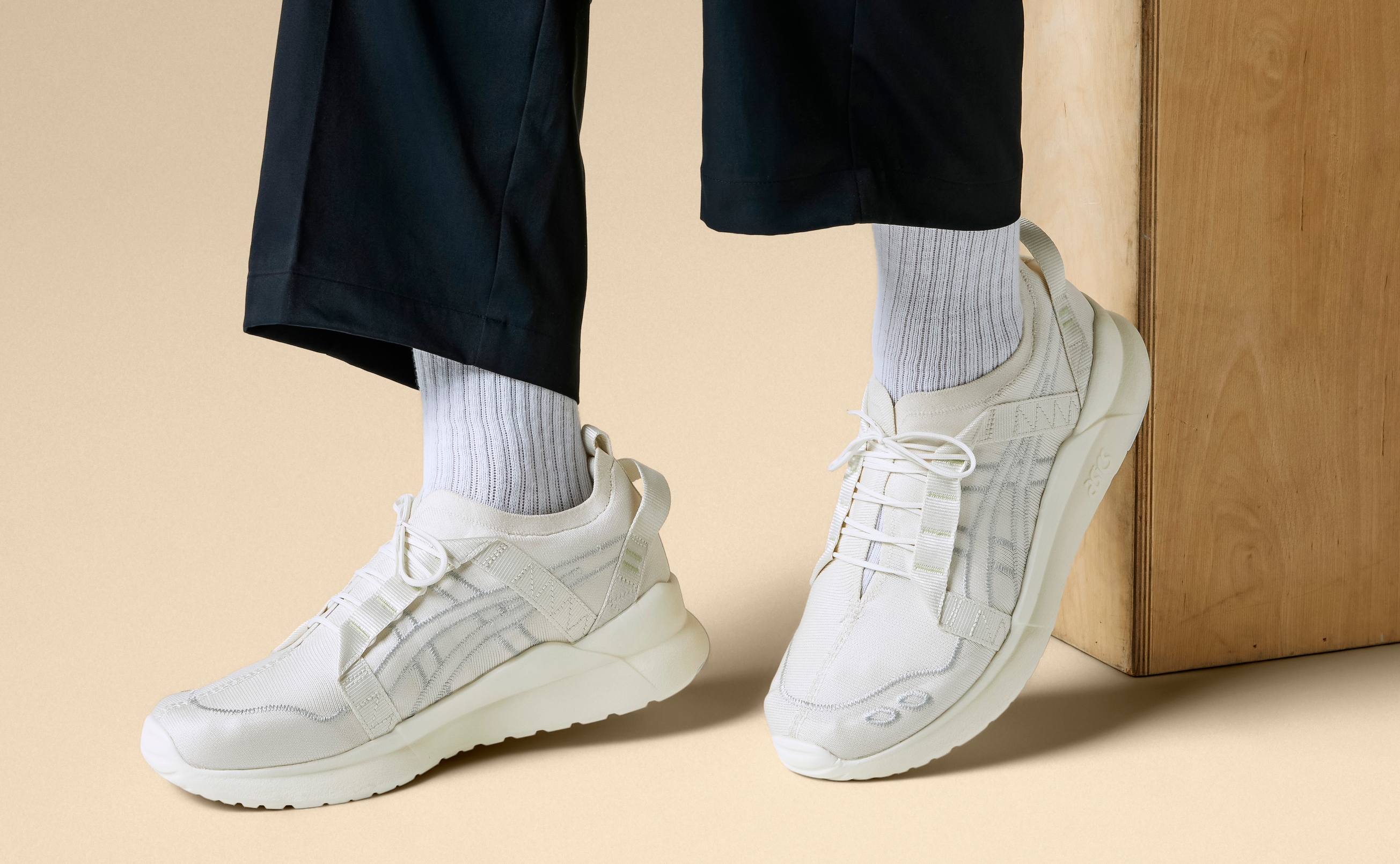 CFCL×ASICS GEL-LYTE III CM 1.95 Asics Gel-Lyte III CM 1.95 fabricado com a menor emissão de