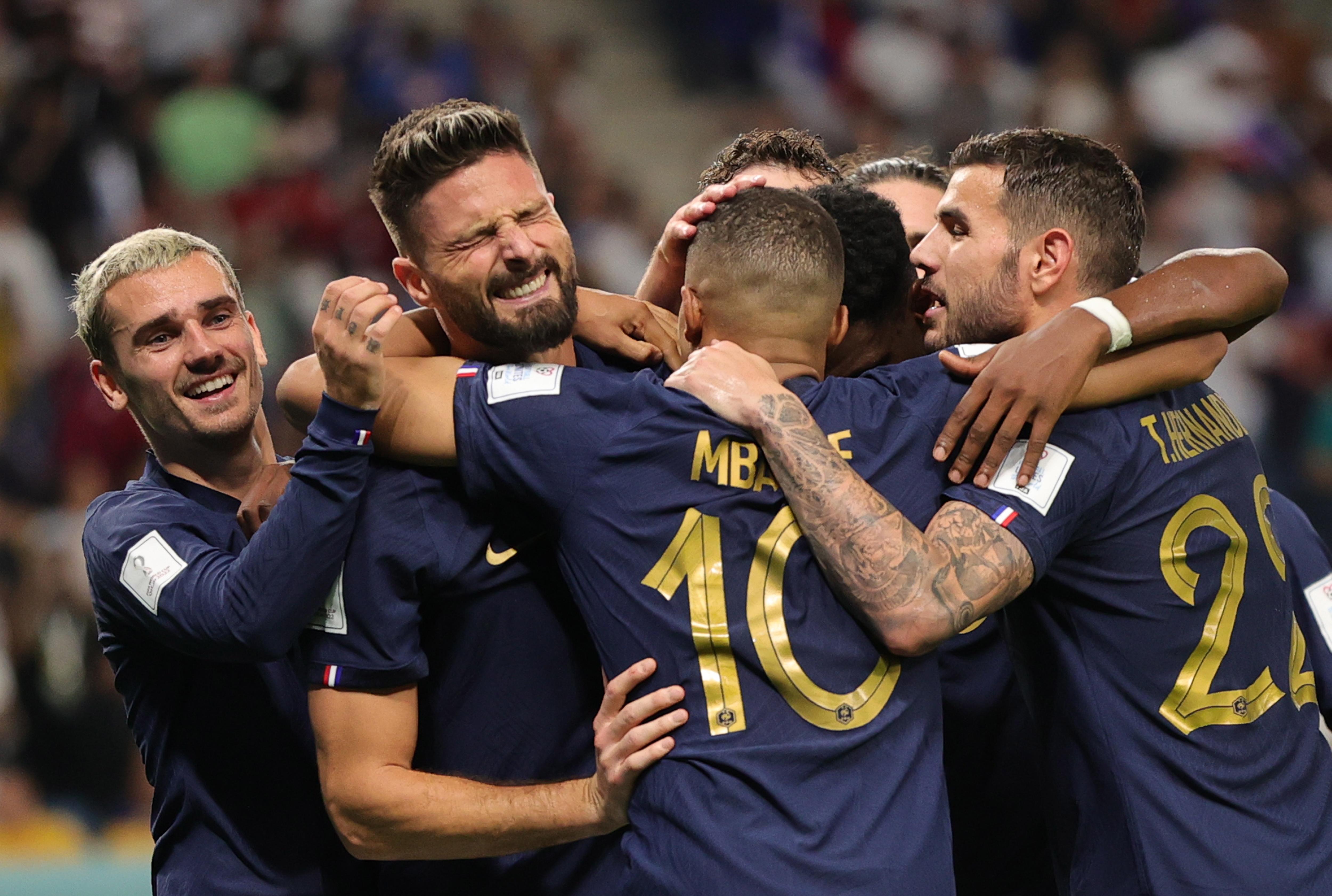 Copa do Mundo: Argentina joga suas chances de classificação neste sábado  (26)