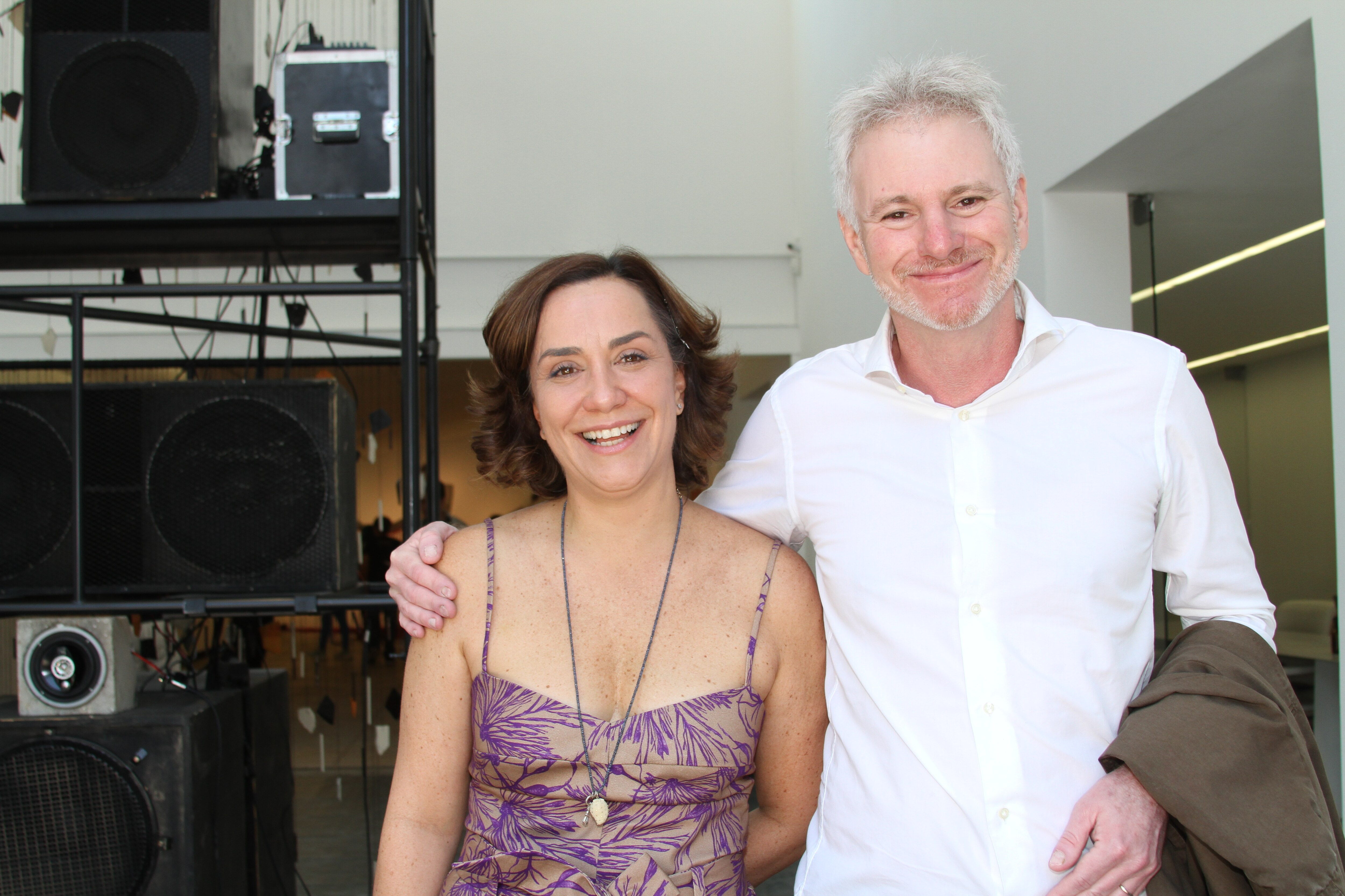 A artista Vivian Caccuri inaugurou a exposição 