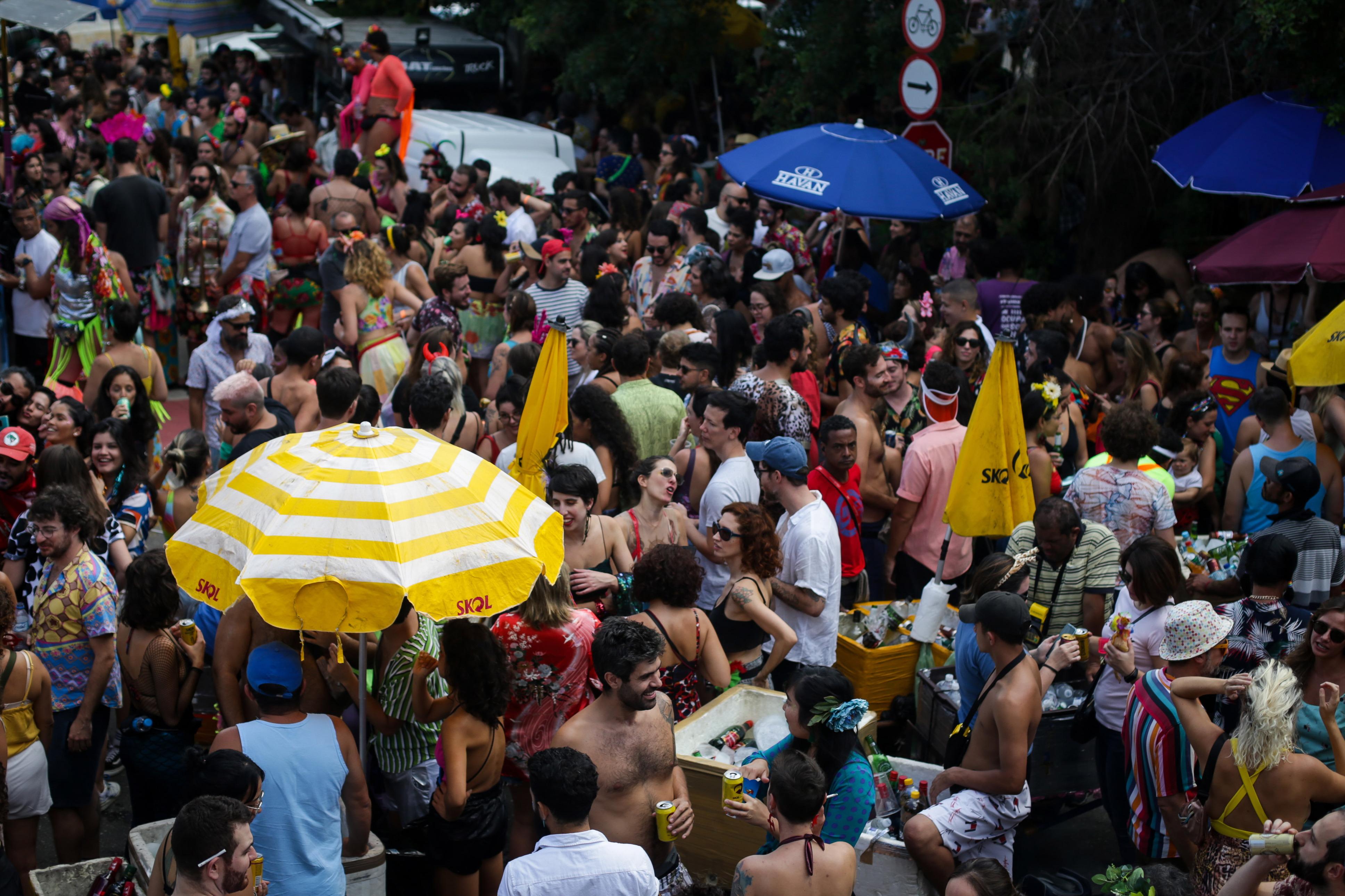 Berrini vai receber desfile de blocos de carnaval em São Paulo