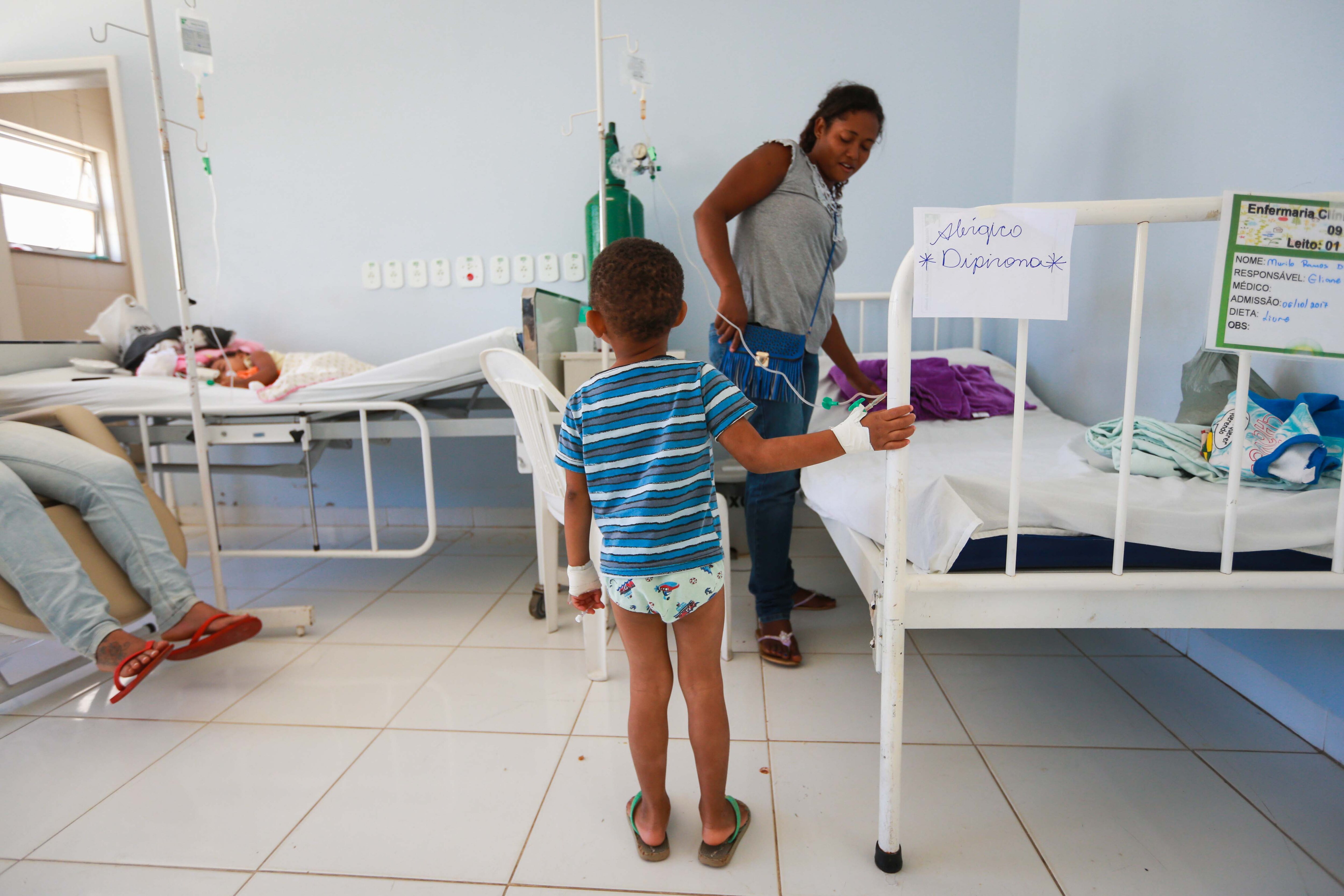 Após 4 anos, vítimas de incêndio em creche suportam sequelas e abandono -  Gerais - Estado de Minas