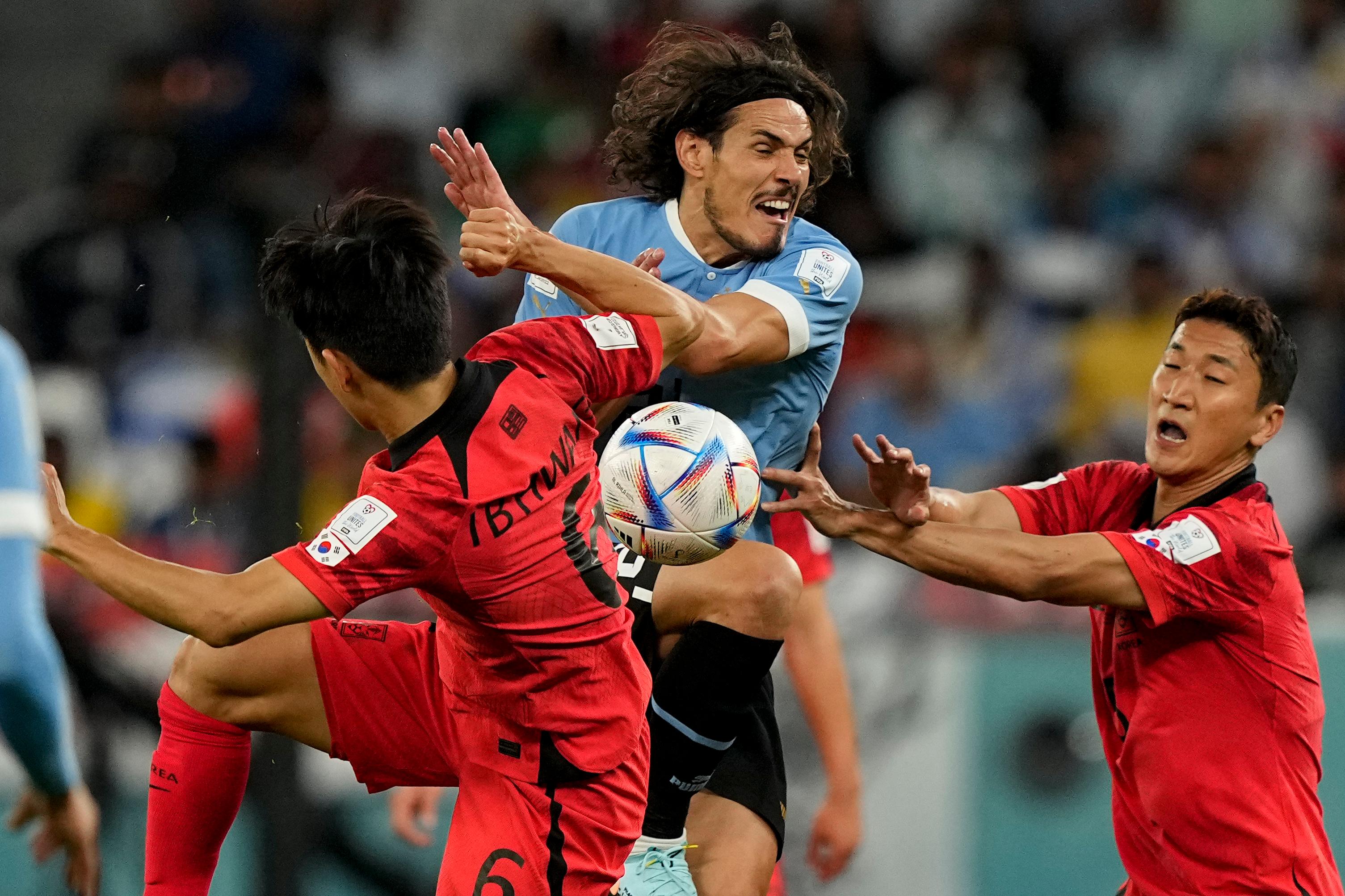 Uruguai para na trave e fica no empate sem gols com a Coreia do