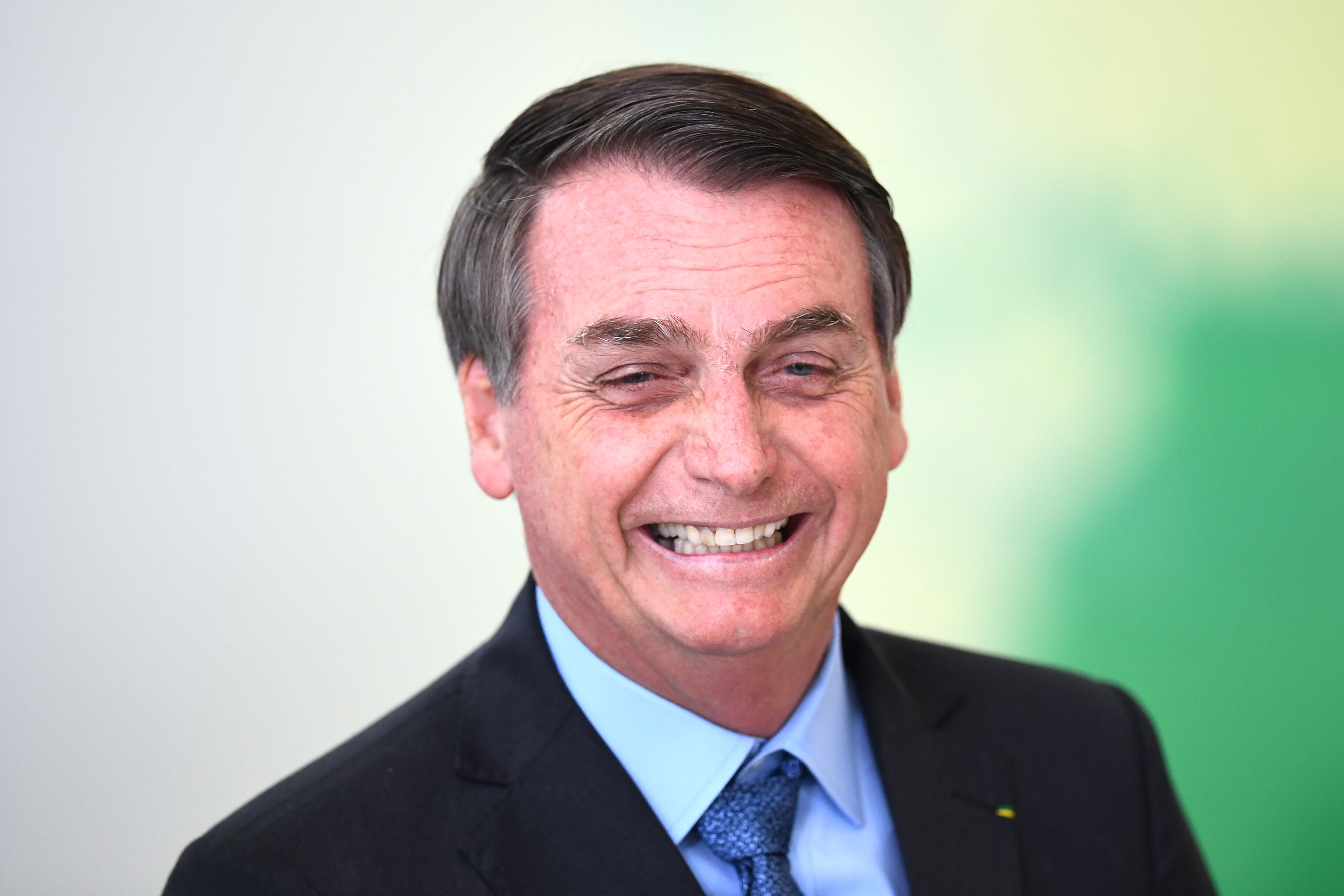 Bolsonaro numa sinuca de bico