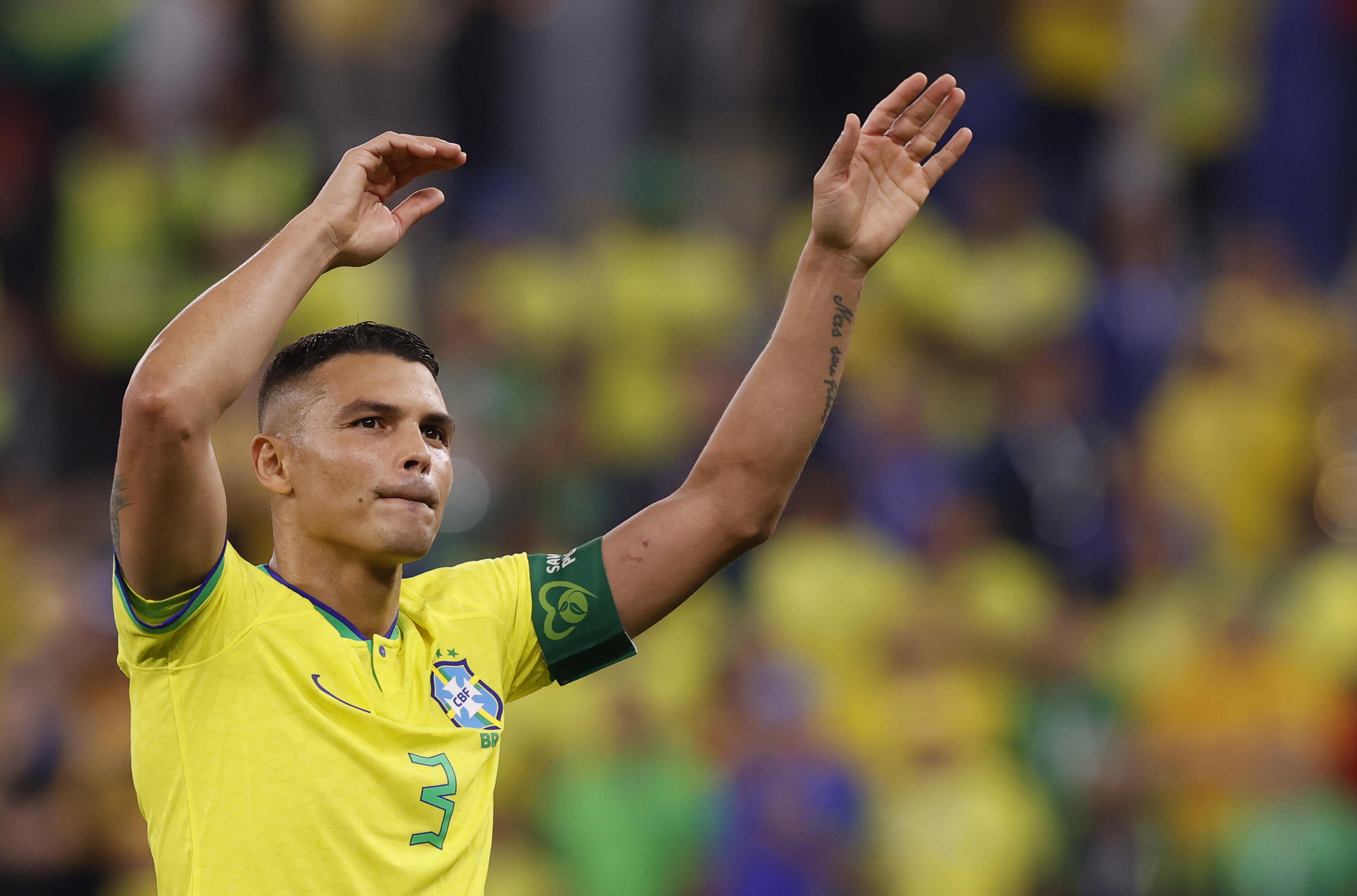 Thiago Silva se torna o jogador mais velho a jogar pela Seleção em