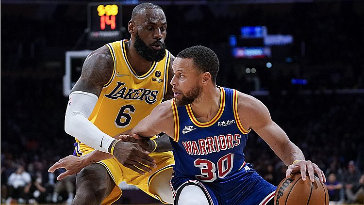 Em Los Angeles, Curry brilha e Warriors batem Lakers no jogo de