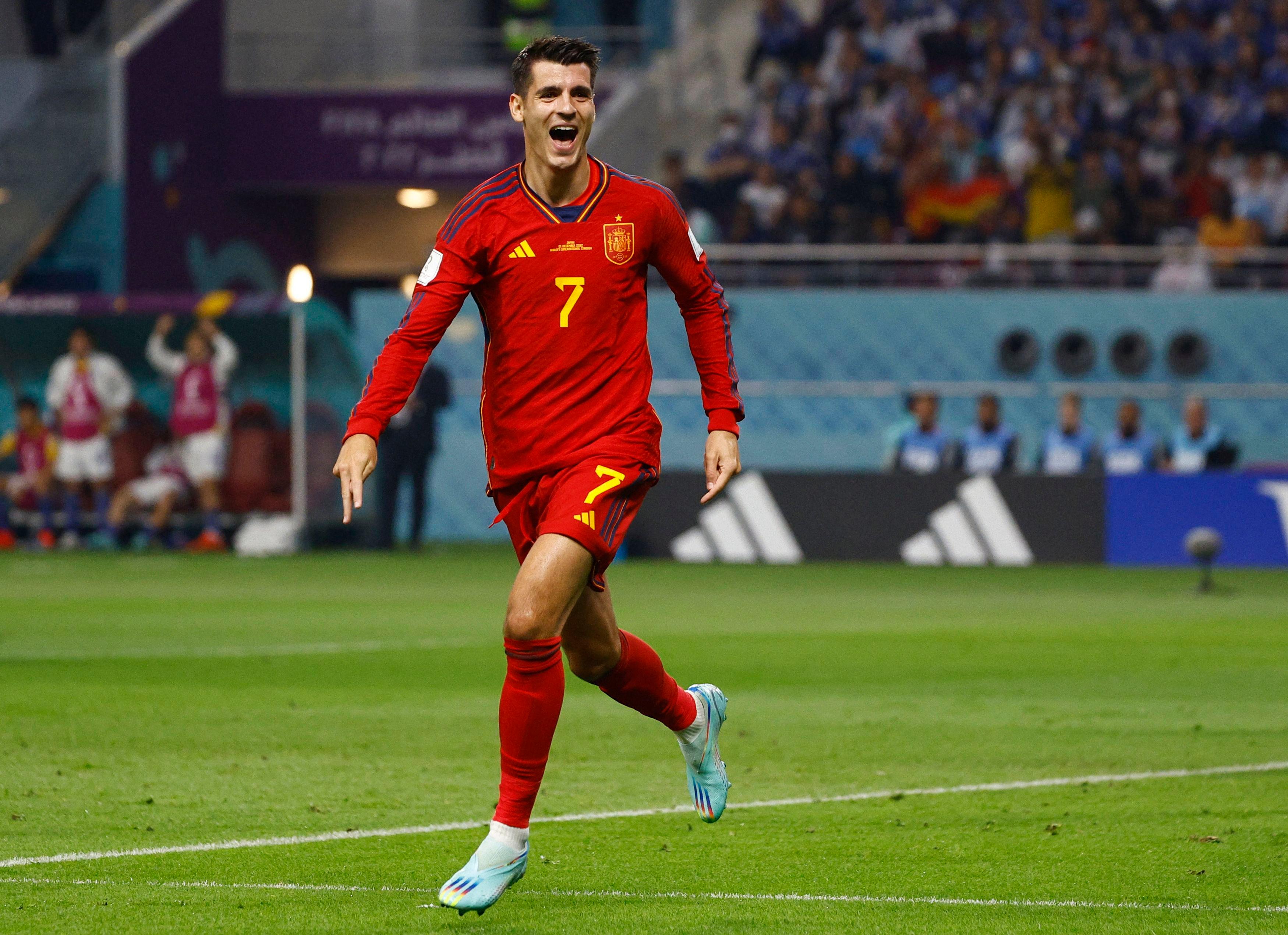 Portugal perde na receção à Espanha com golo de Morata no final e