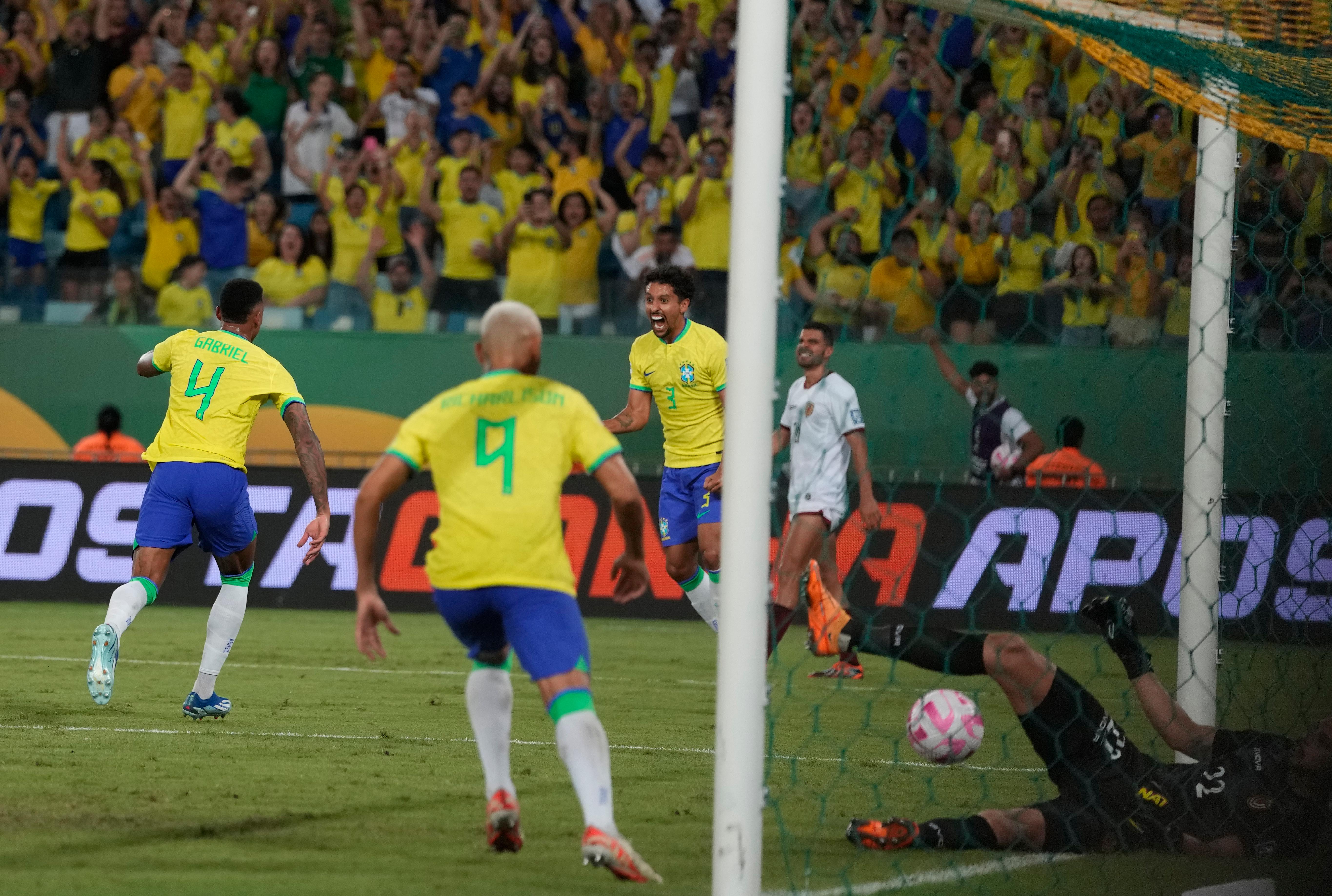 Com golaço no fim, Brasil sofre empate da Venezuela e perde liderança das  Eliminatórias